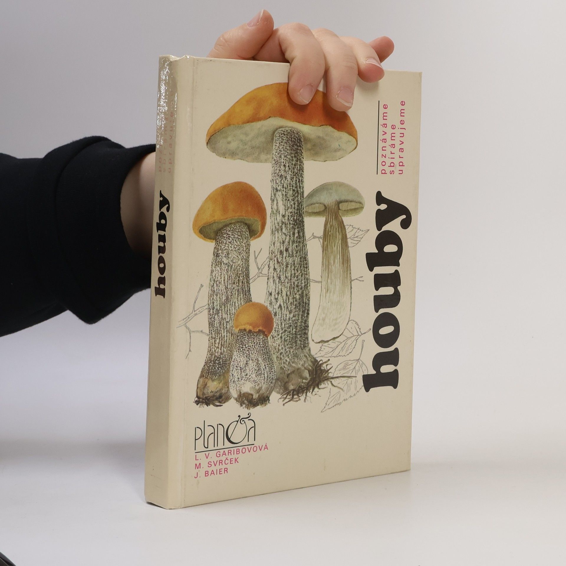 L. V. Garibovová Houby