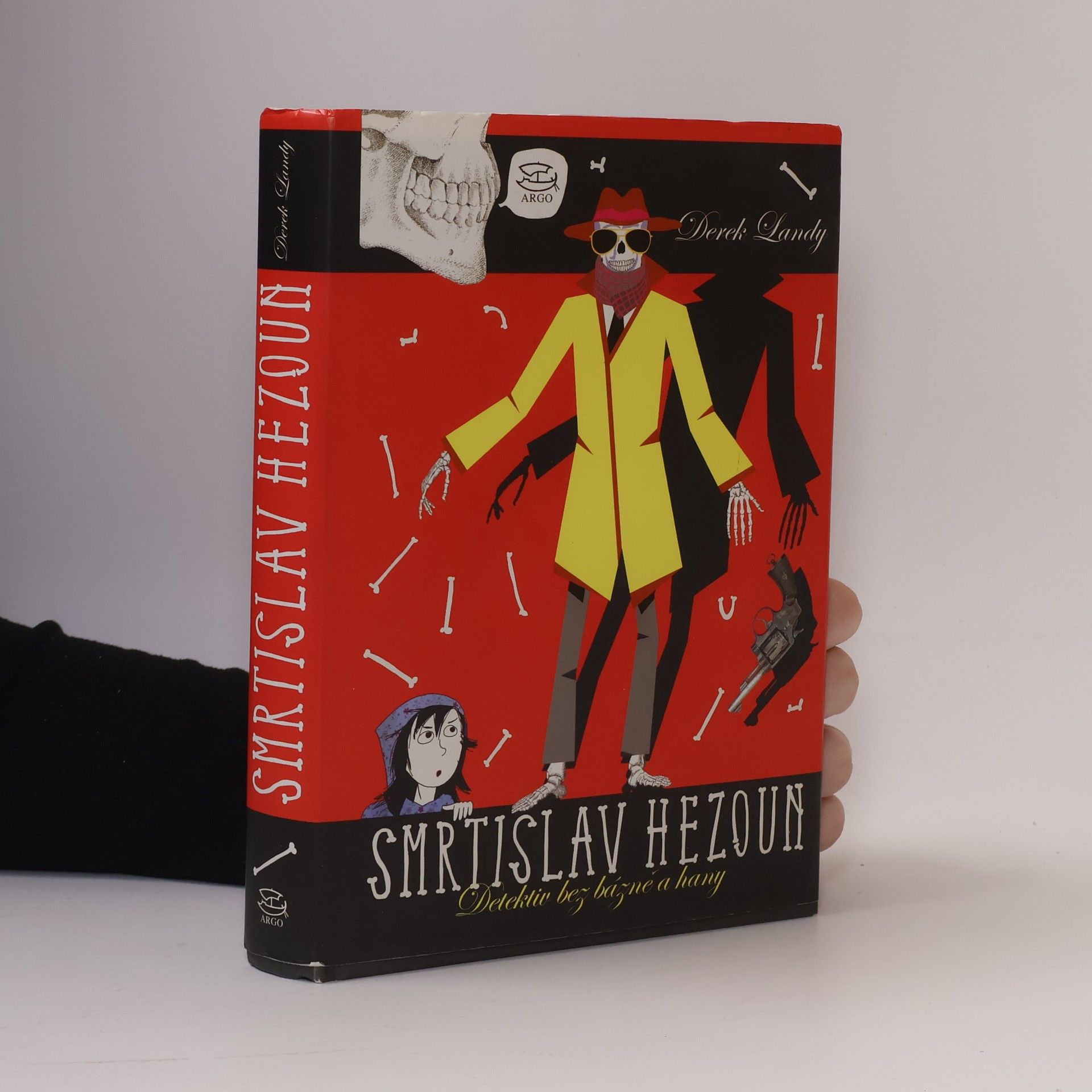Derek Landy Smrtislav Hezoun: Detektiv bez bázně a hany
