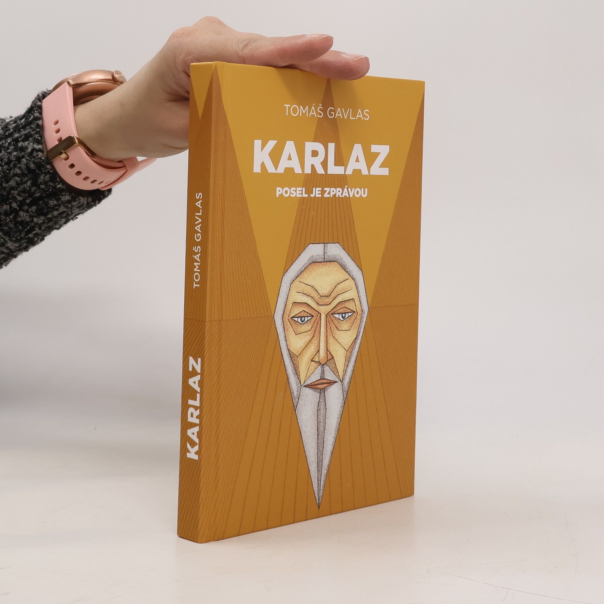 Karlaz : posel je zprávou