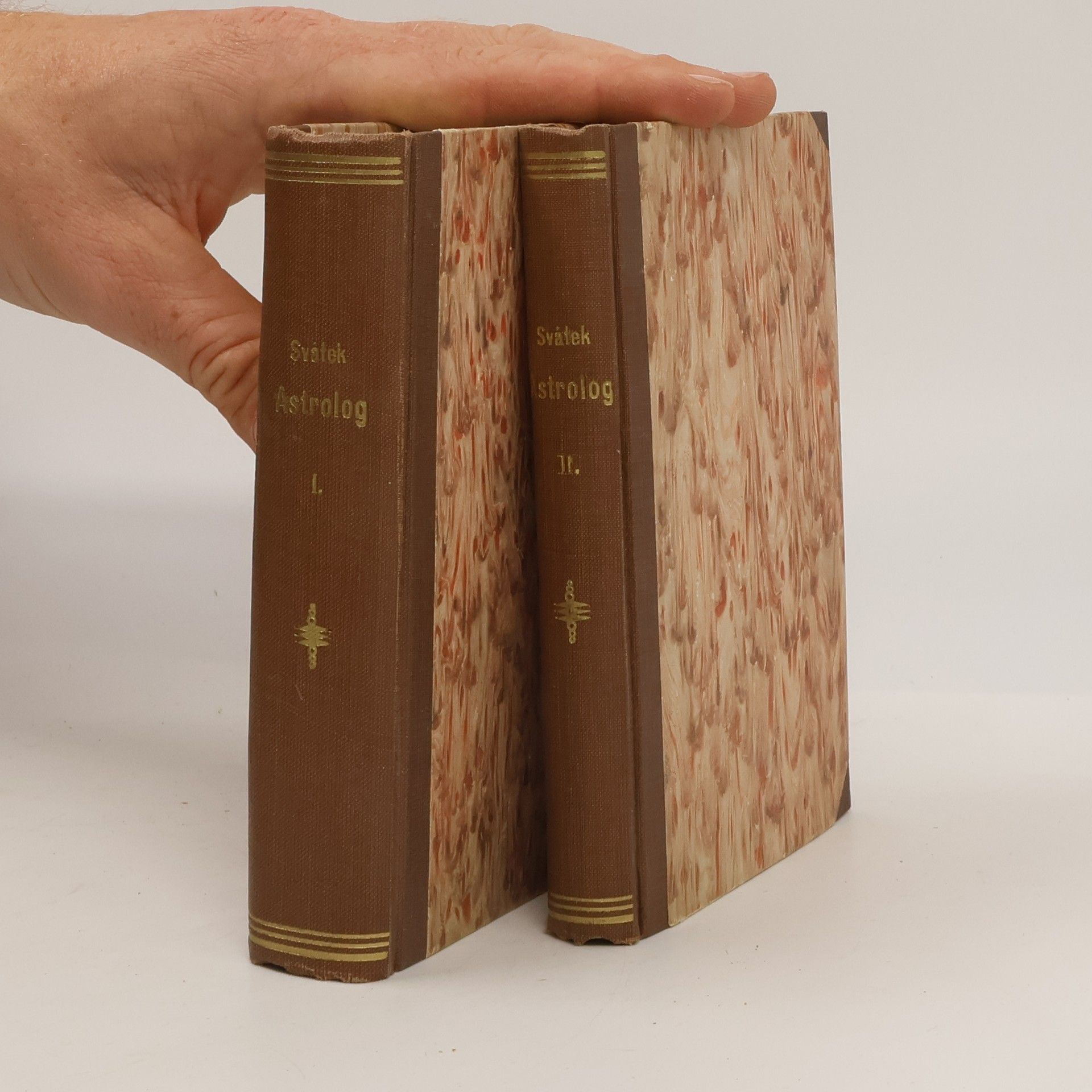 Astrolog, 1.-2. díl