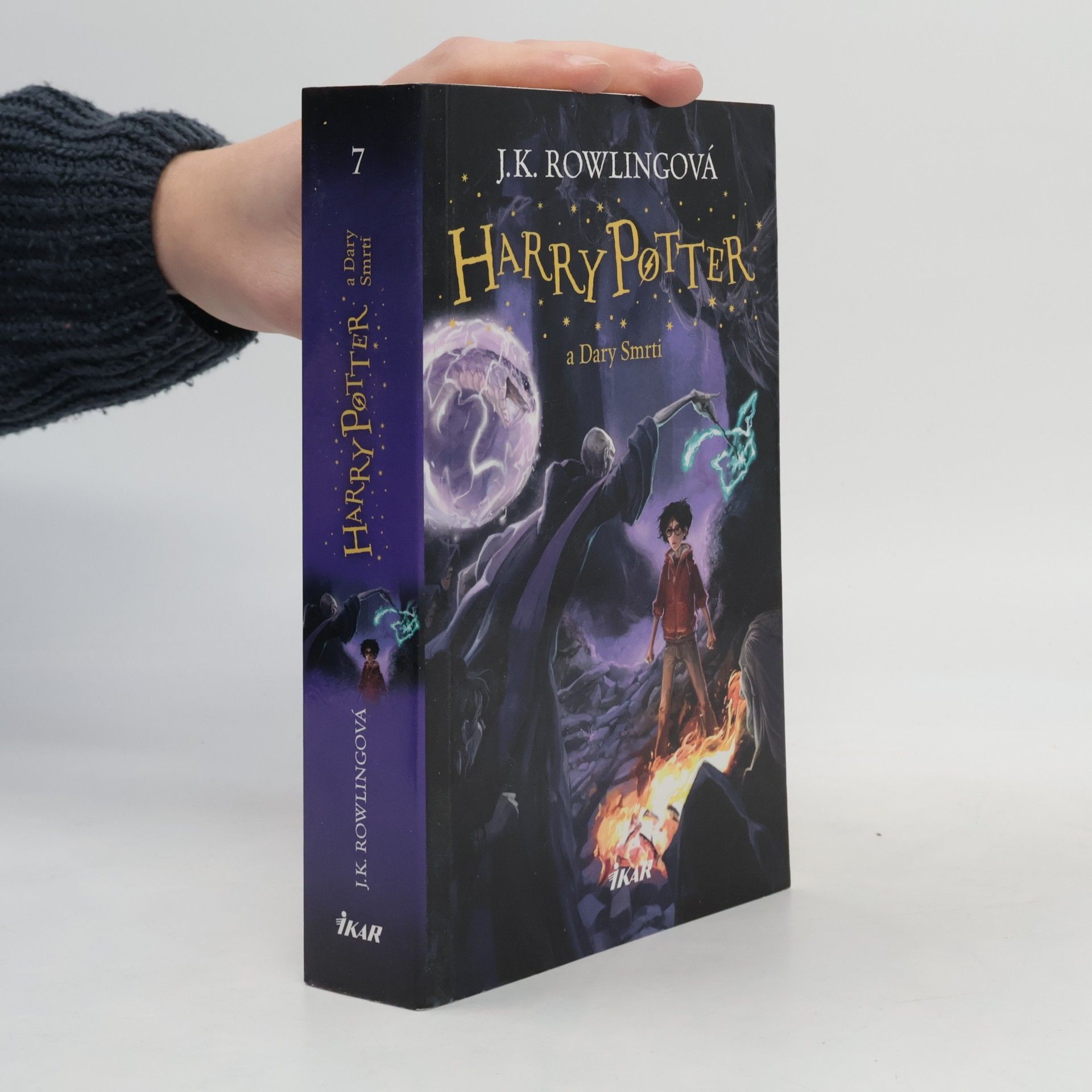 J. K. Rowling Harry Potter a Dary smrti