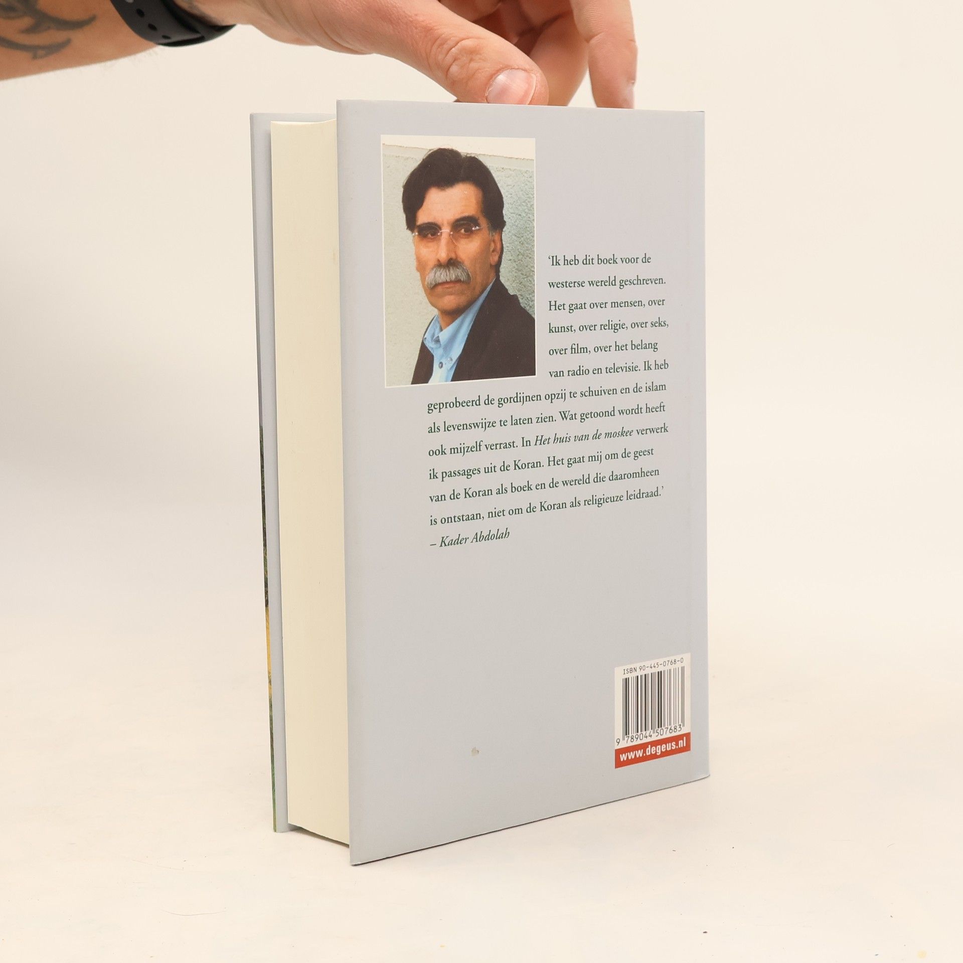 Kader Abdolah Het huis van de moskee