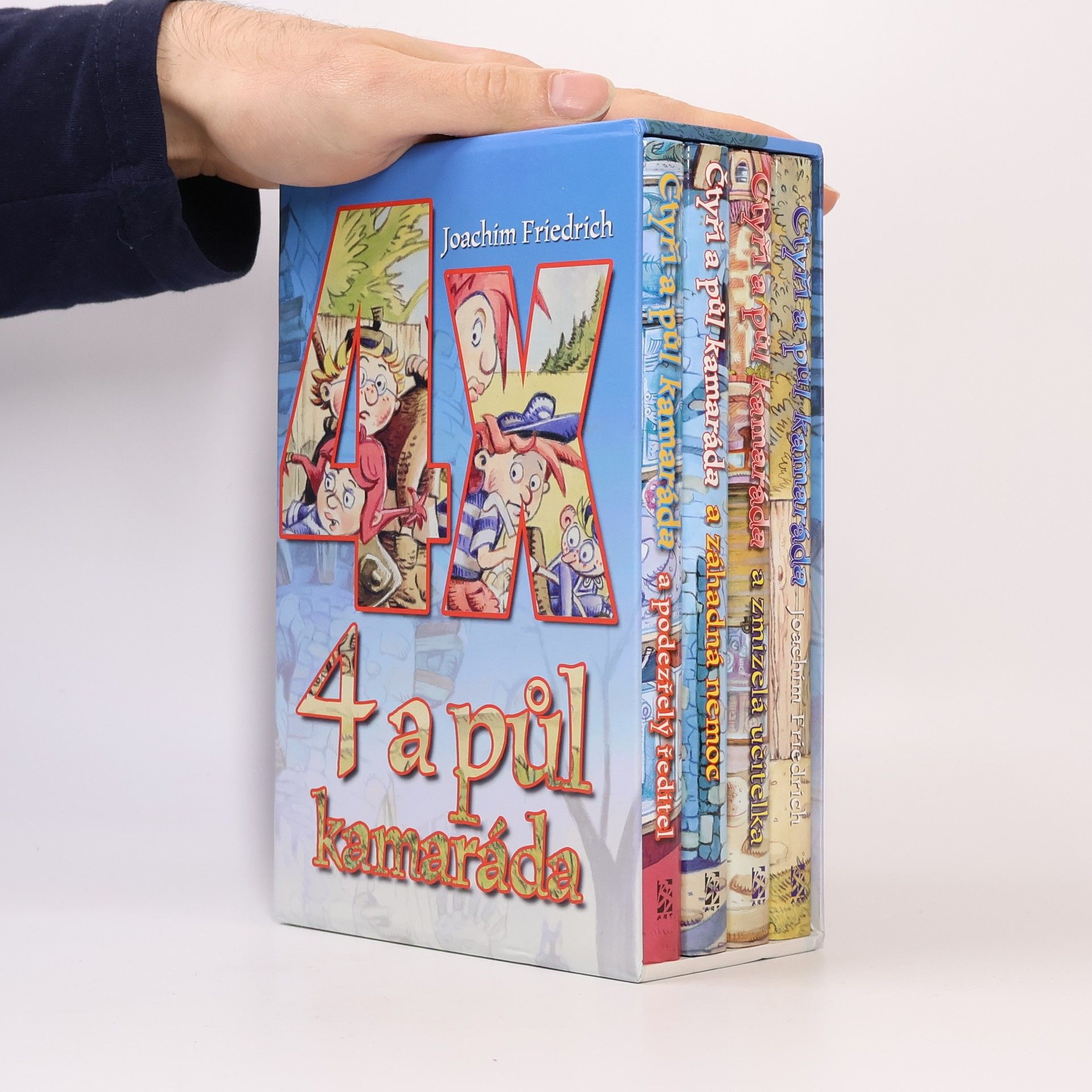 Joachim-Friedrich Kapp Čtyři a půl kamaráda 1-4. Box