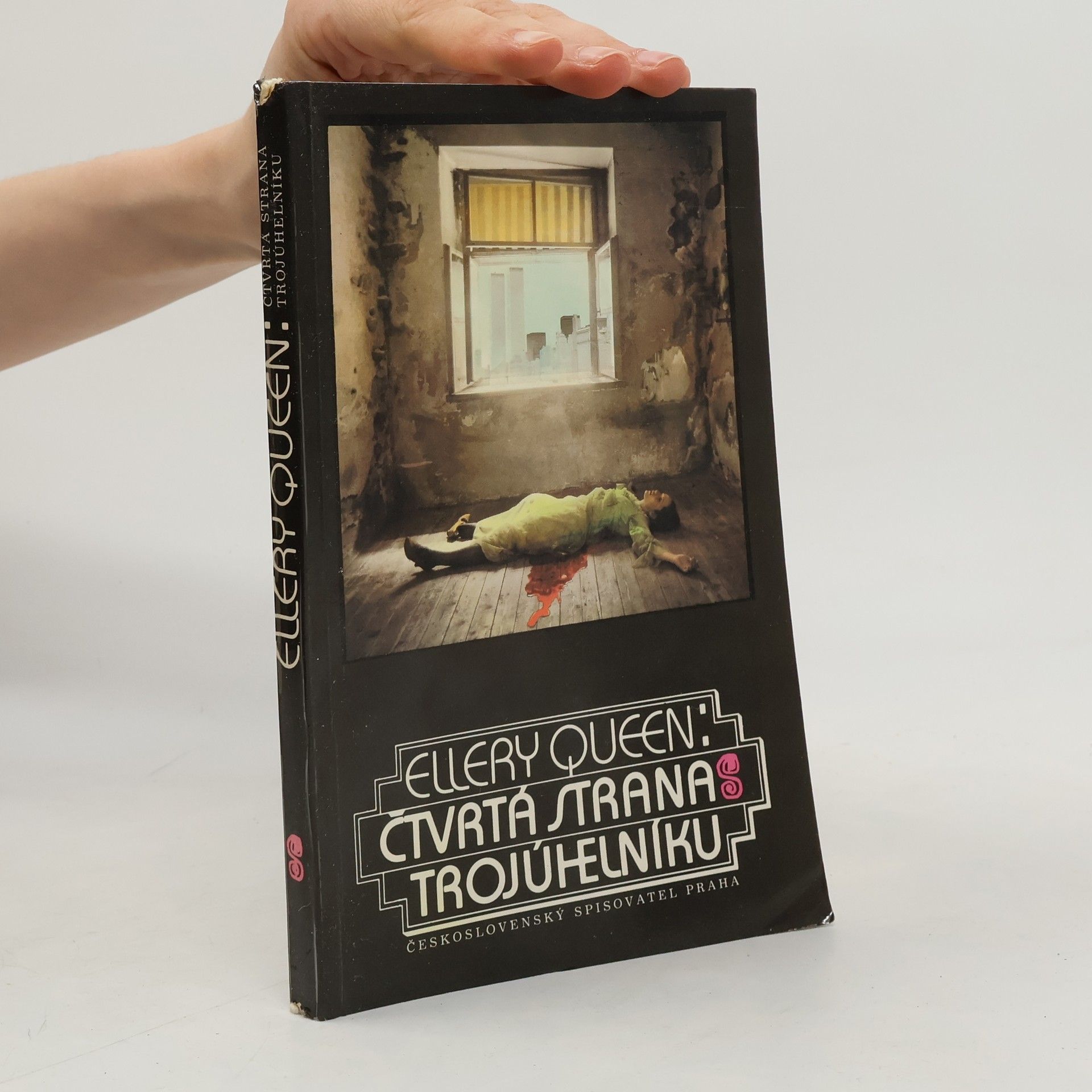 Ellery Queen Čtvrtá strana trojúhelníku