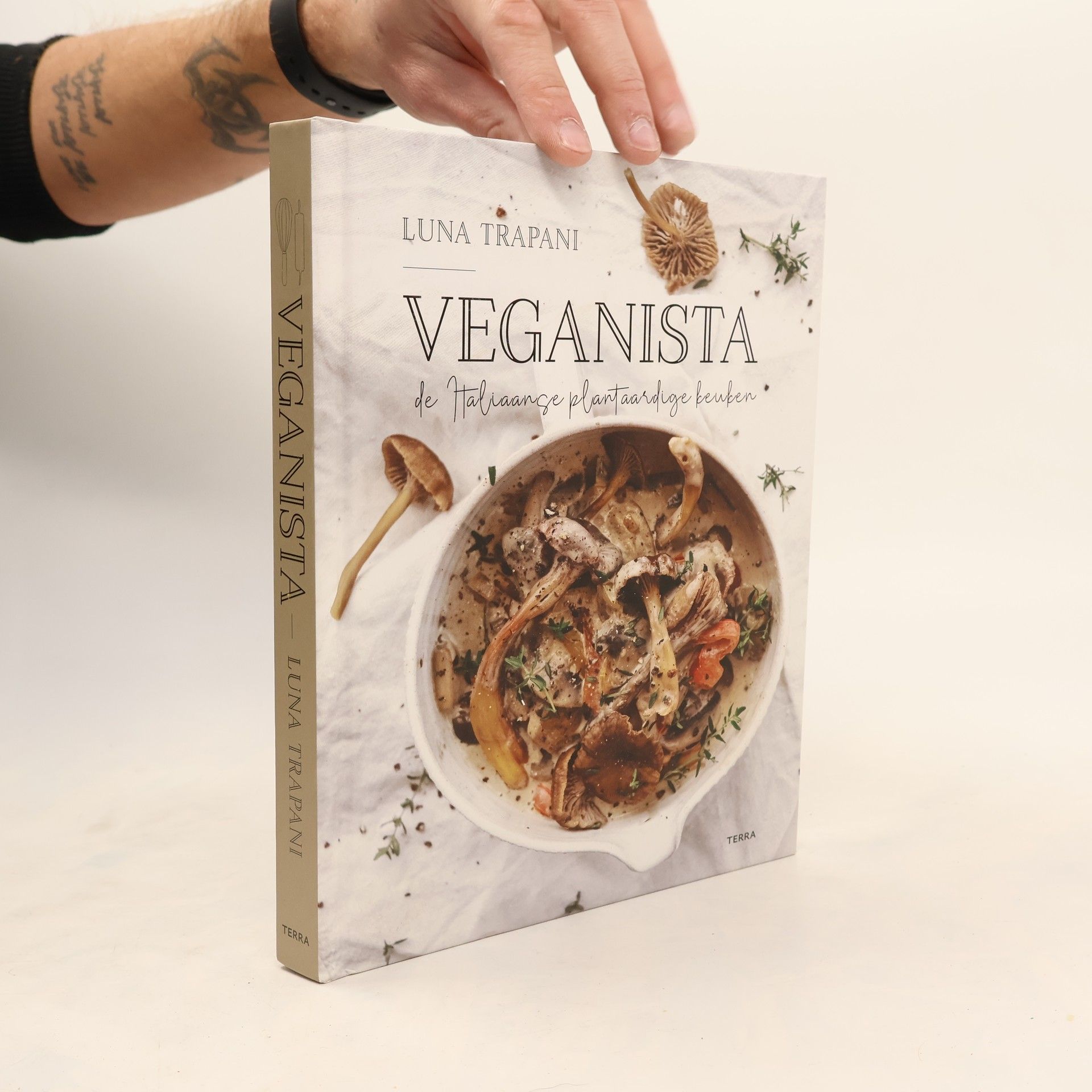 Luna Trapani Veganista