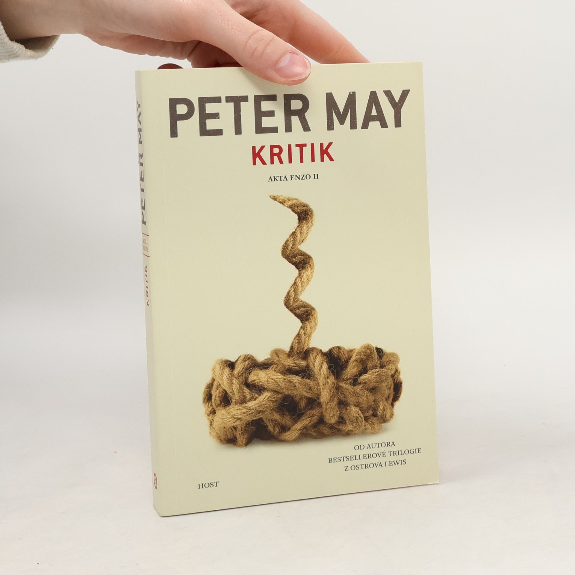 Peter May Kritik. Akta Enzo II