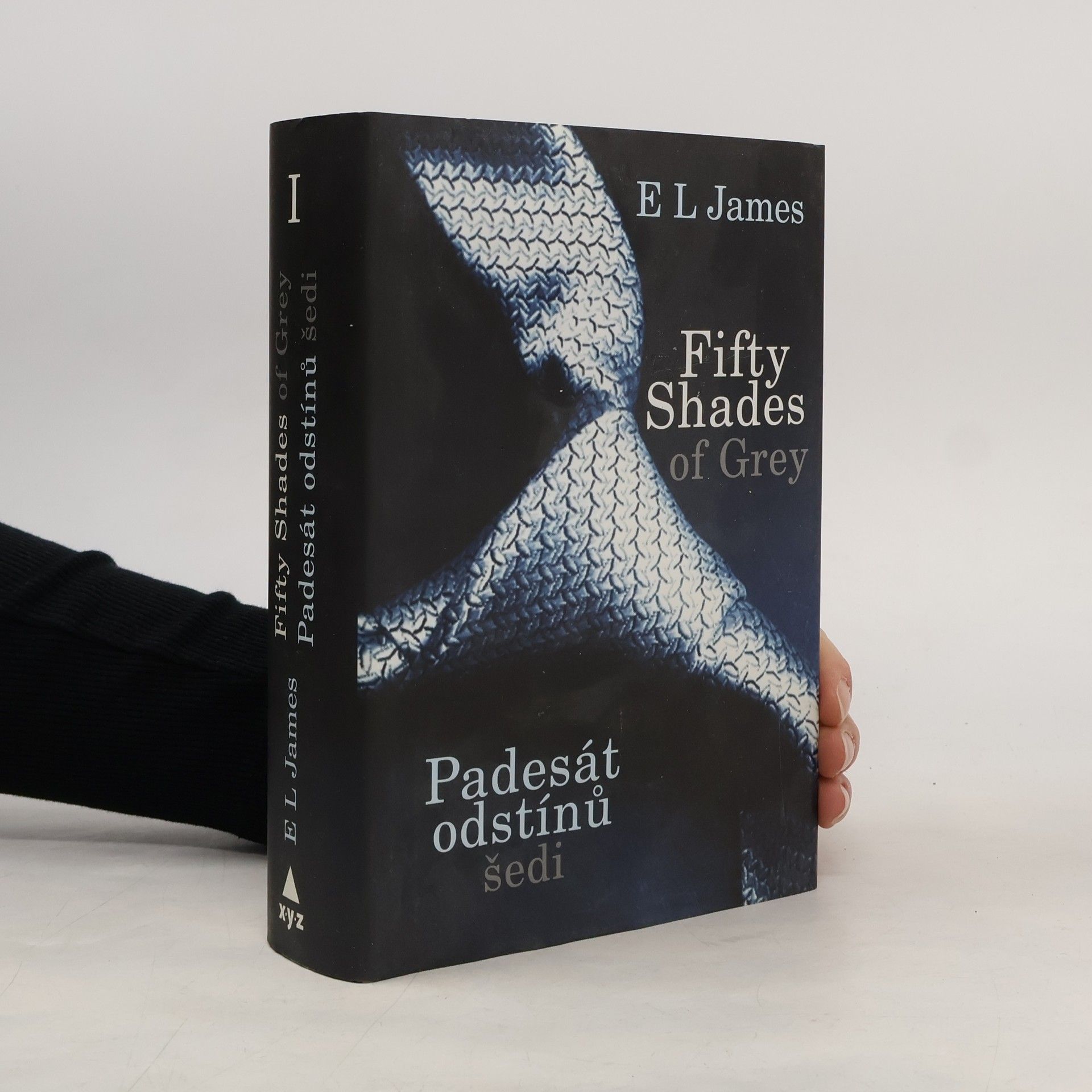 E L James Padesát odstínů šedi