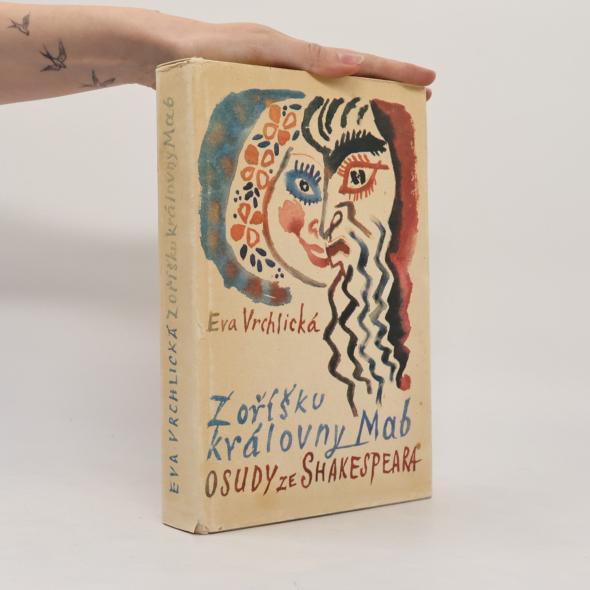 Z oříšku královny Mab