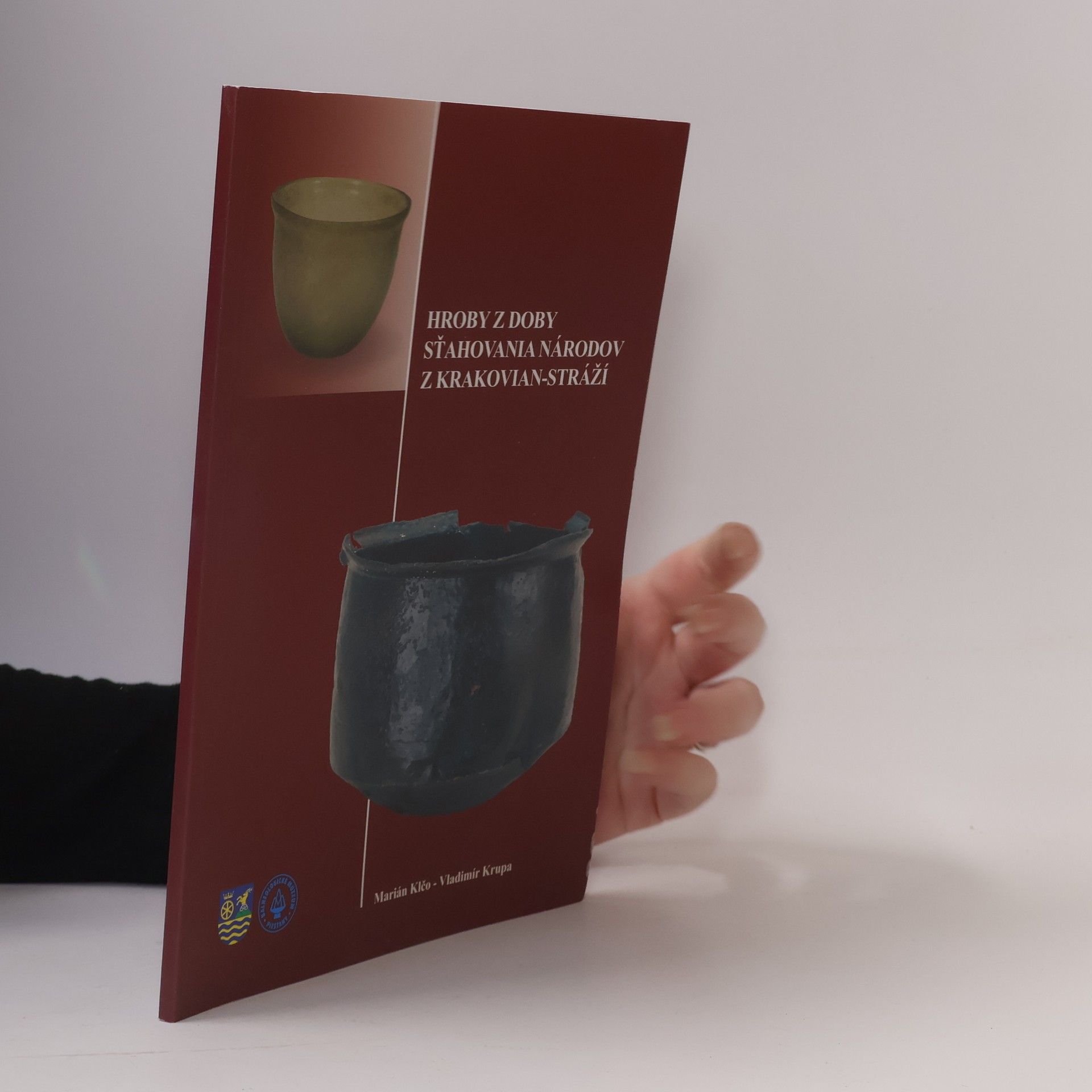 Hroby z doby sťahovania národov z Krakovian-Stráží