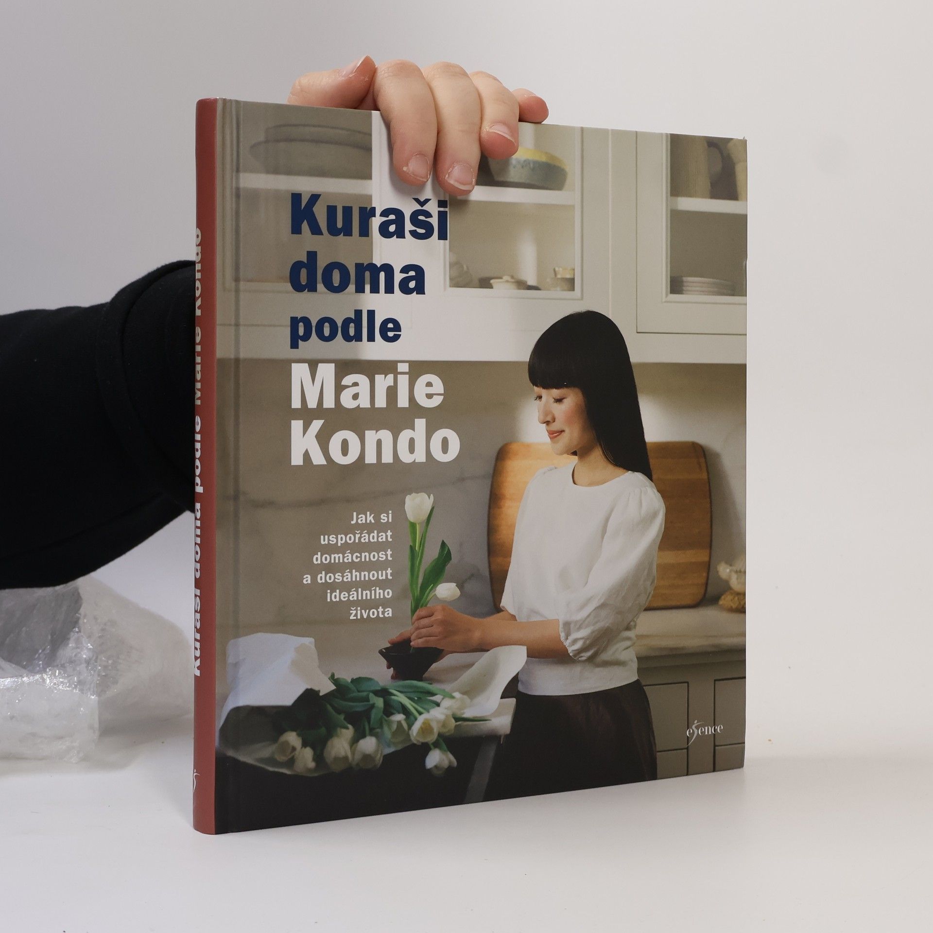 Kuraši doma podle Marie Kondo : jak si uspořádat domácnost a dosáhnout ideálního života