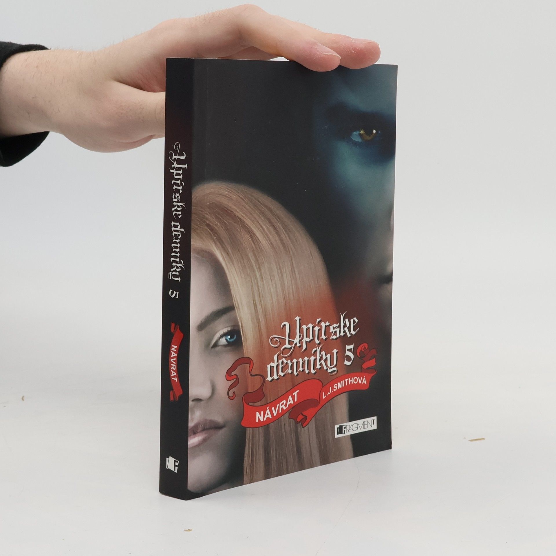 Lisa J. Smith Návrat