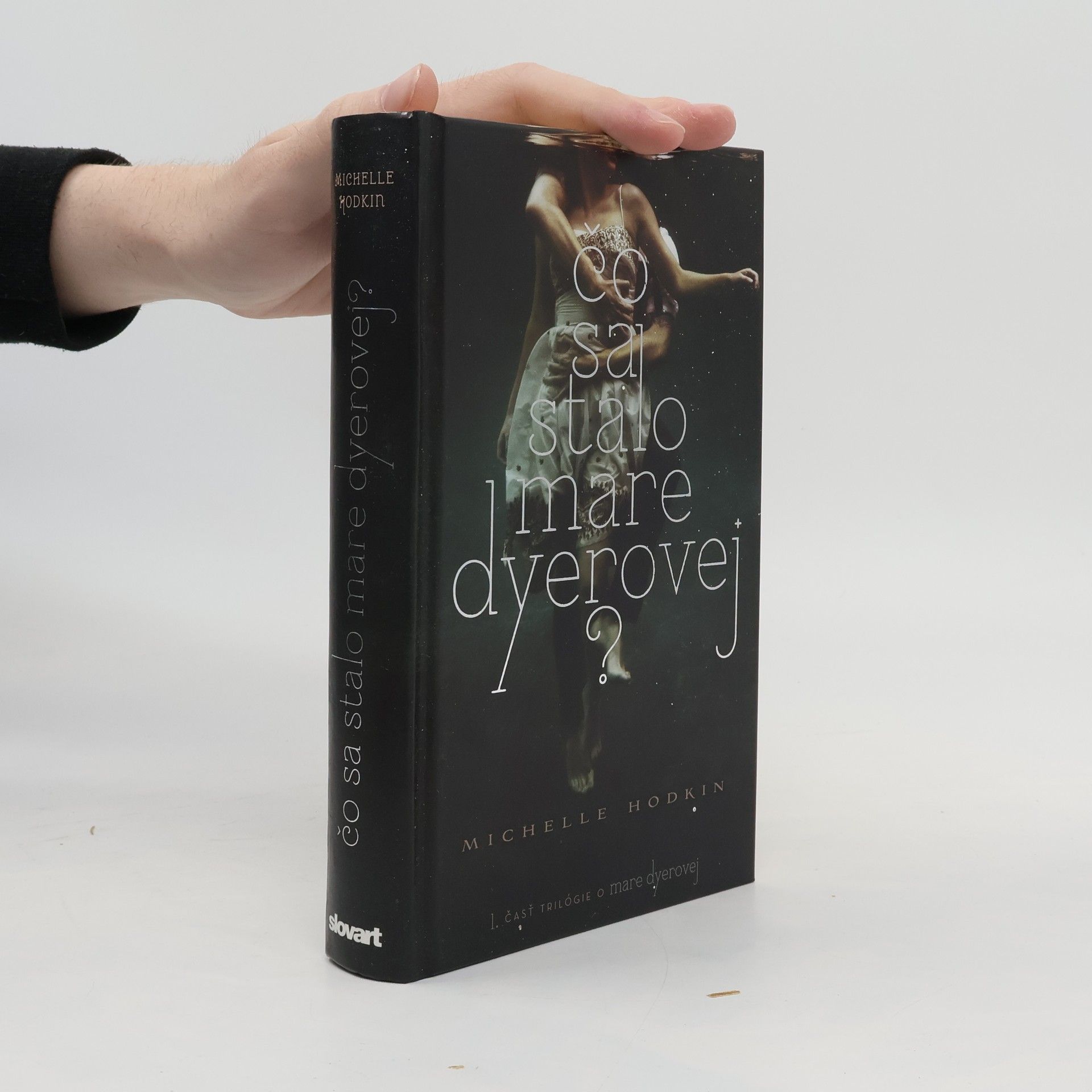 Michelle Hodkin Čo sa stalo Mare Dyerovej