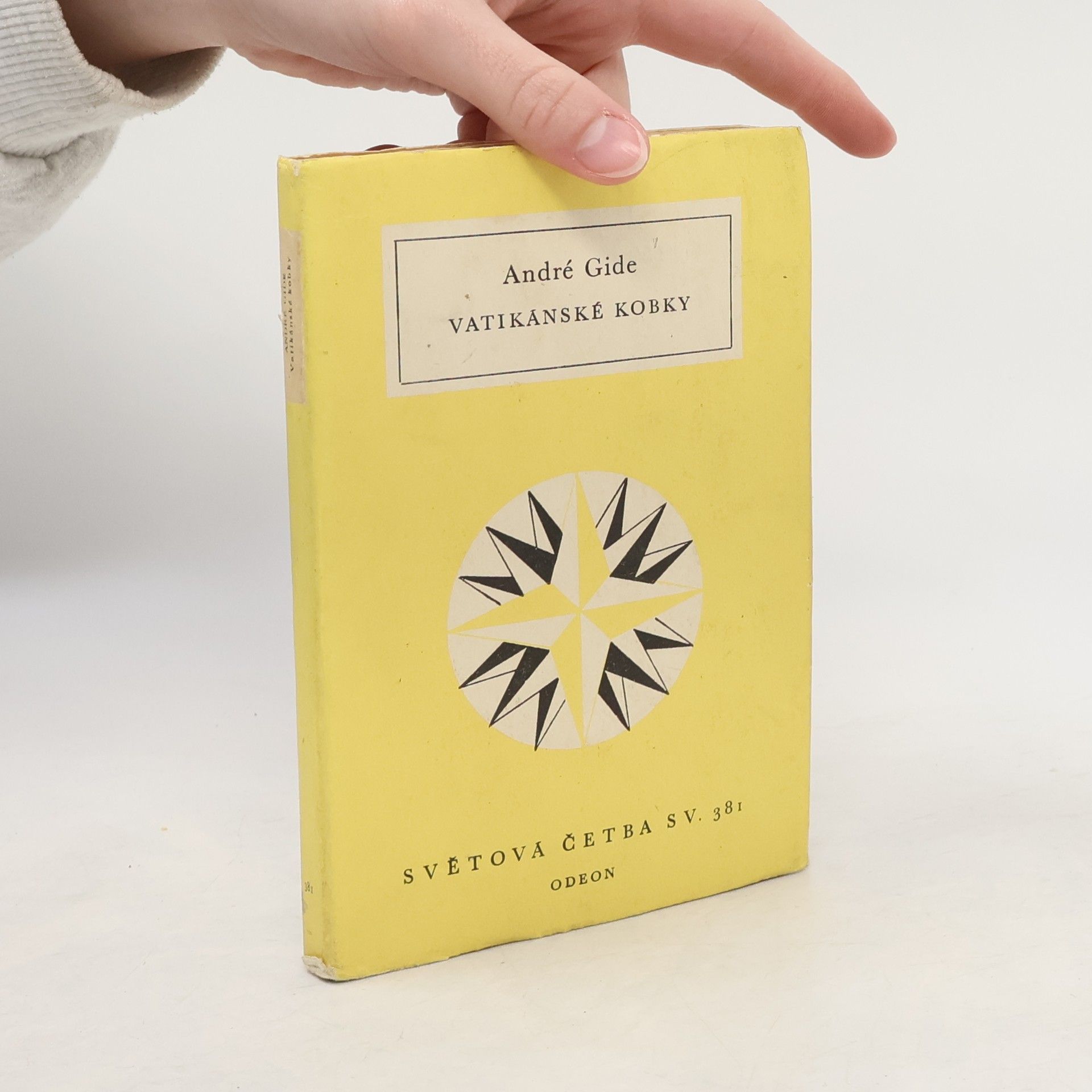 André Gide Vatikánské kobky. Bláznovská fraška