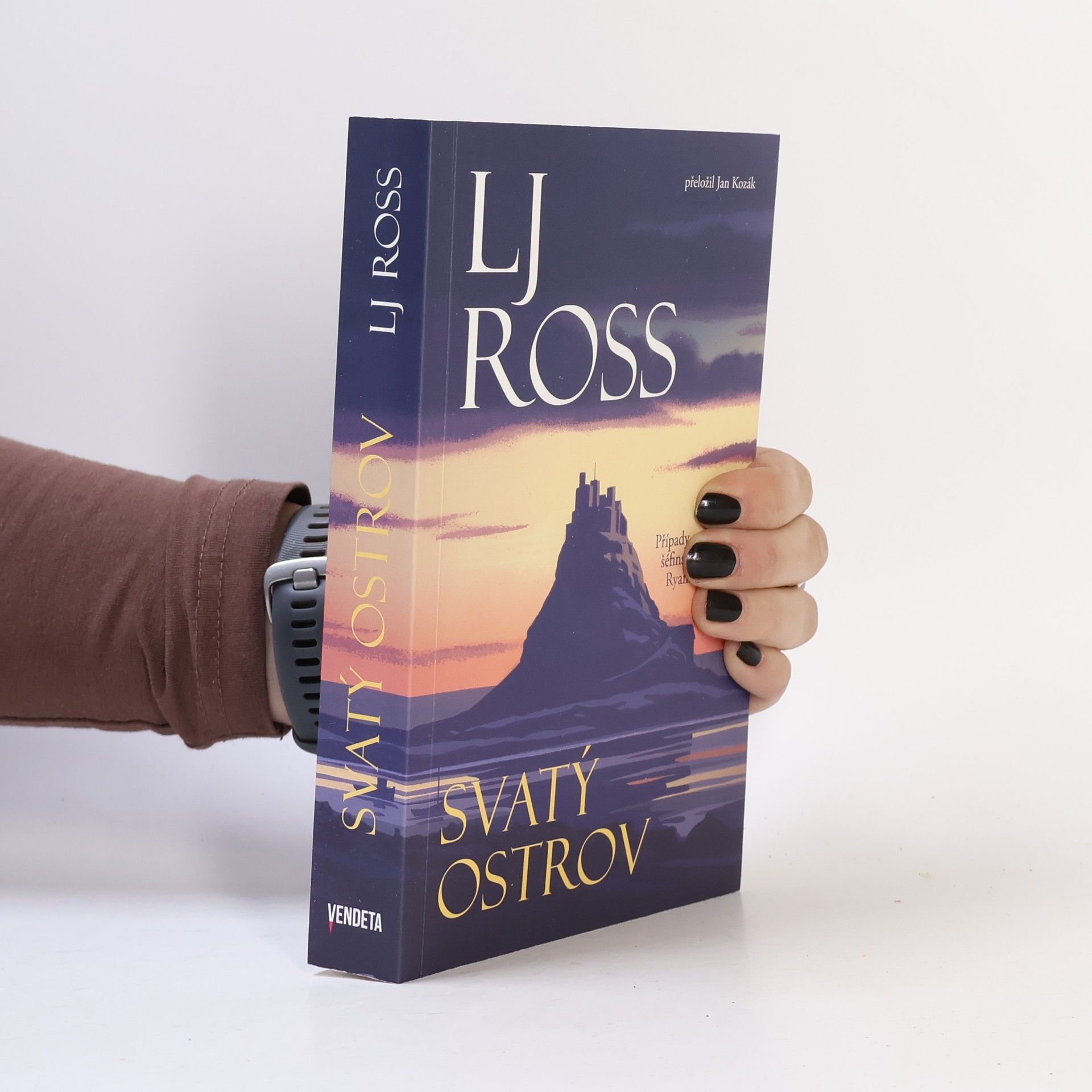 L. J. Ross Svatý ostrov