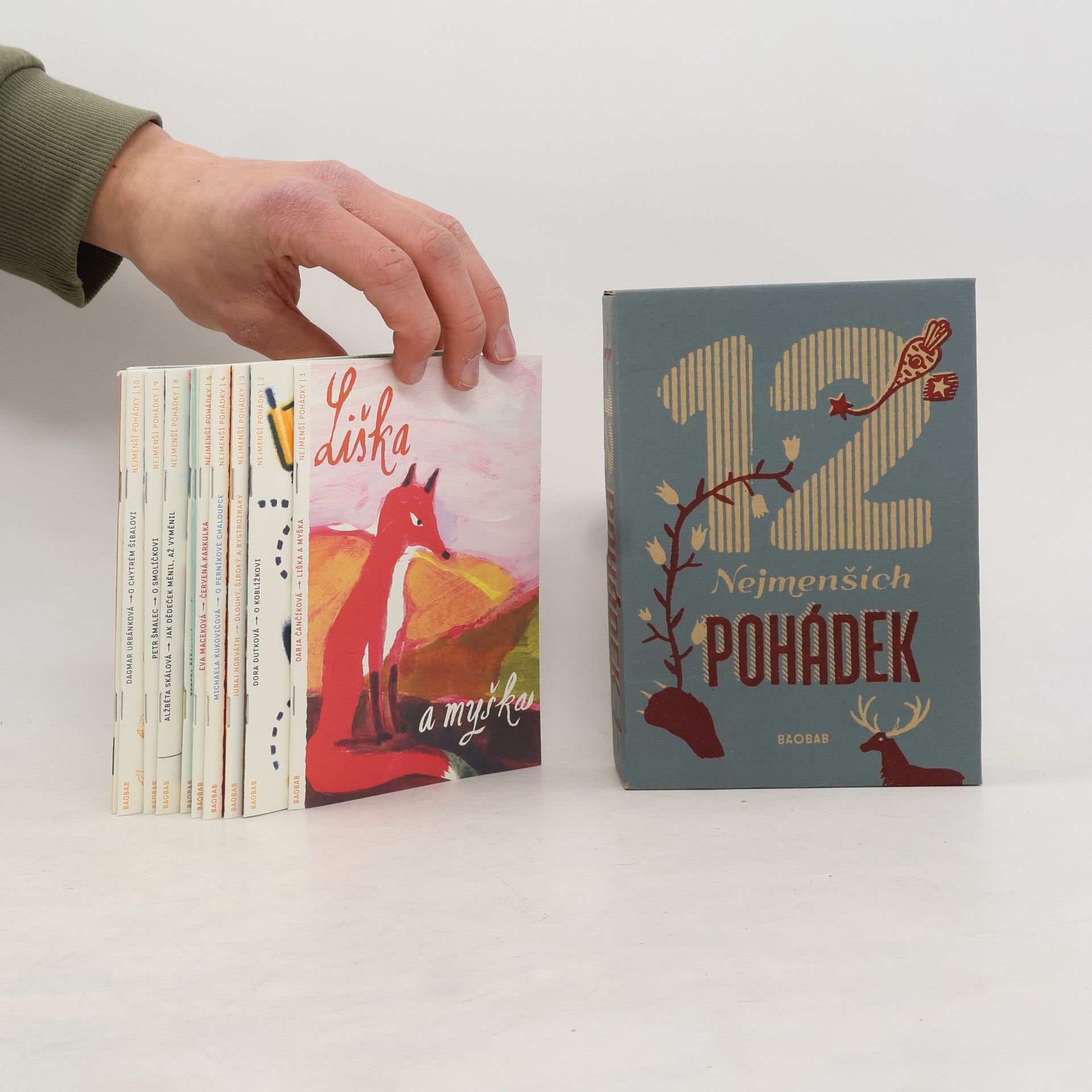 12 nejmenších pohádek