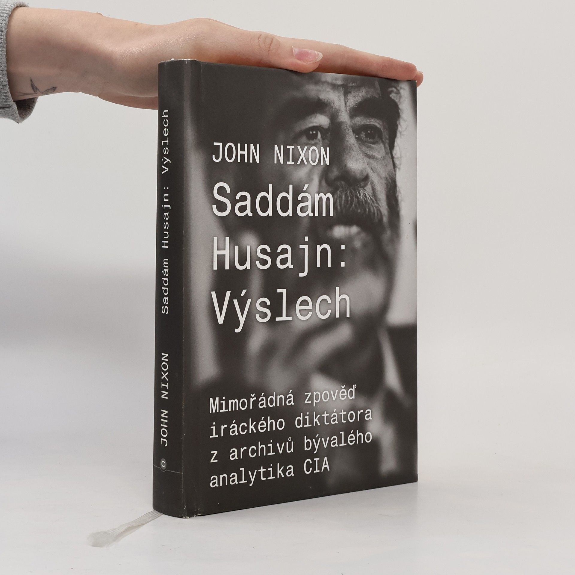 John Nixon Saddám Husajn. Výslech