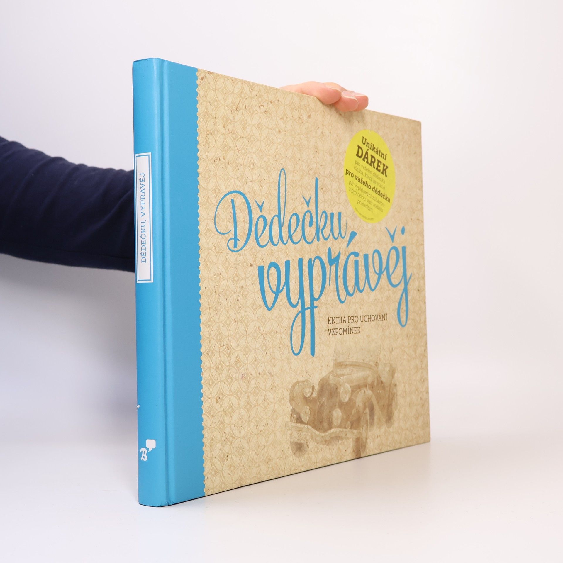 Monika Kopřivová Dědečku, vyprávěj. Kniha pro uchování vzpomínek