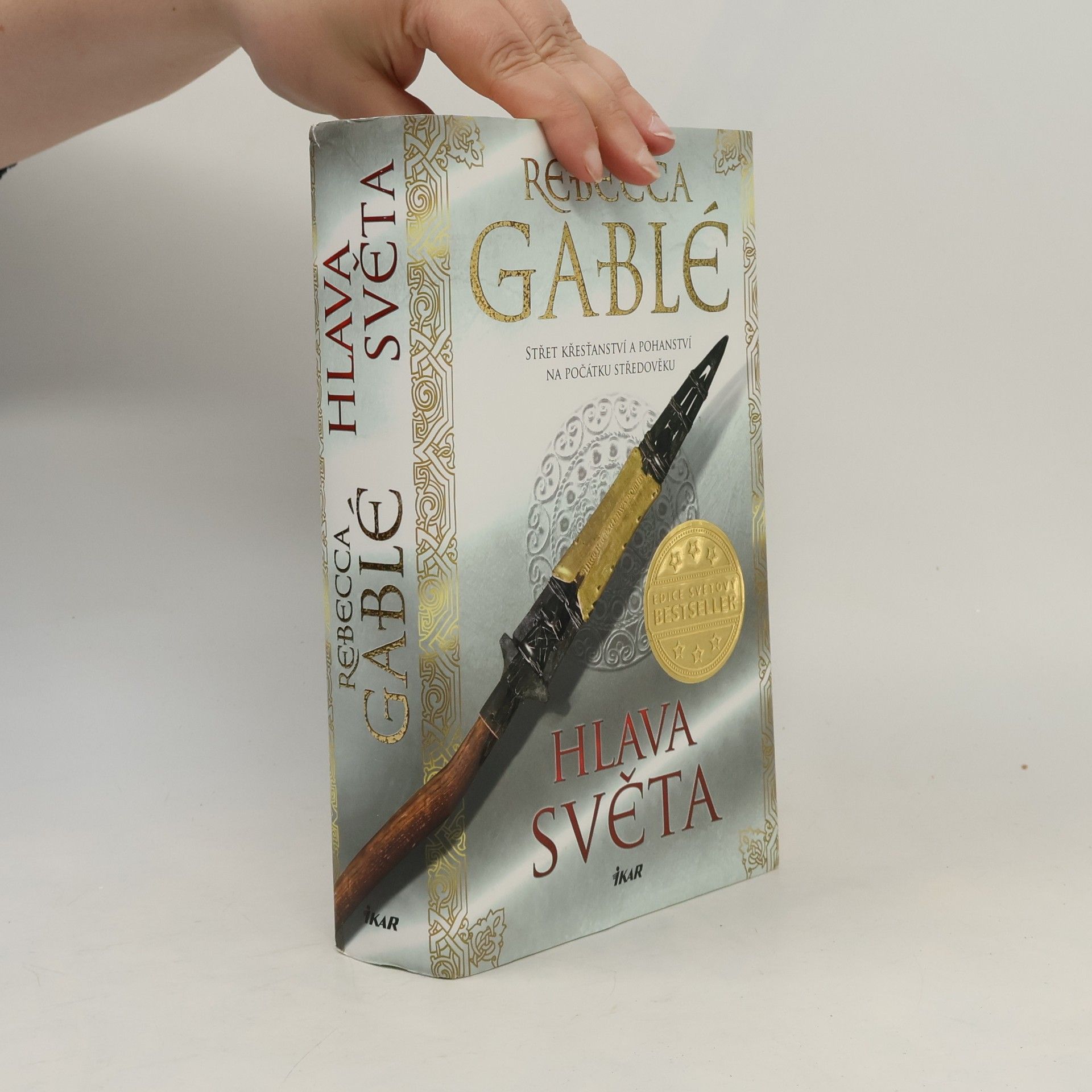 Rebecca Gablé Hlava světa