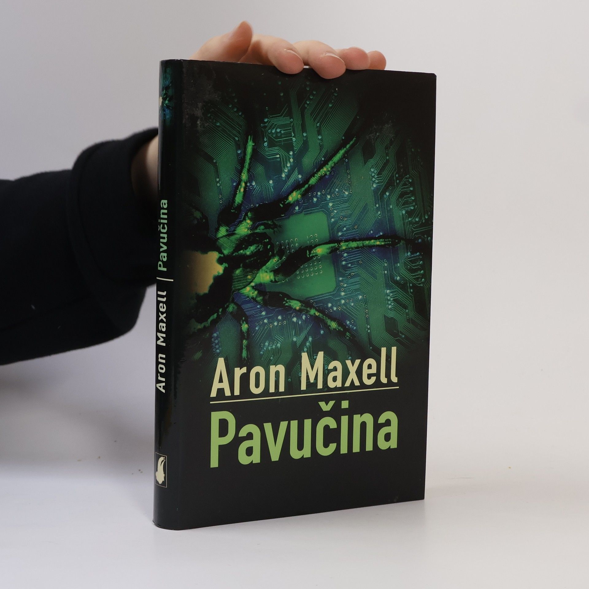 Aron Maxell Pavučina