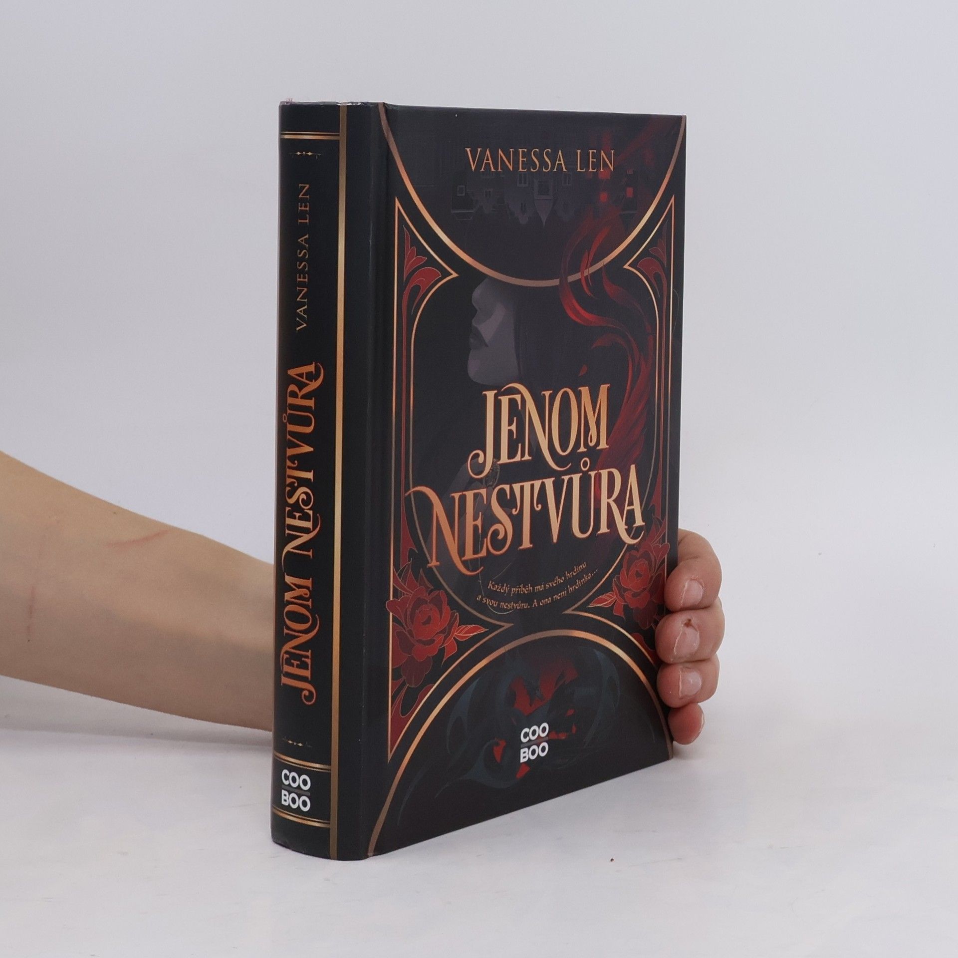 Vanessa Len Jenom nestvůra