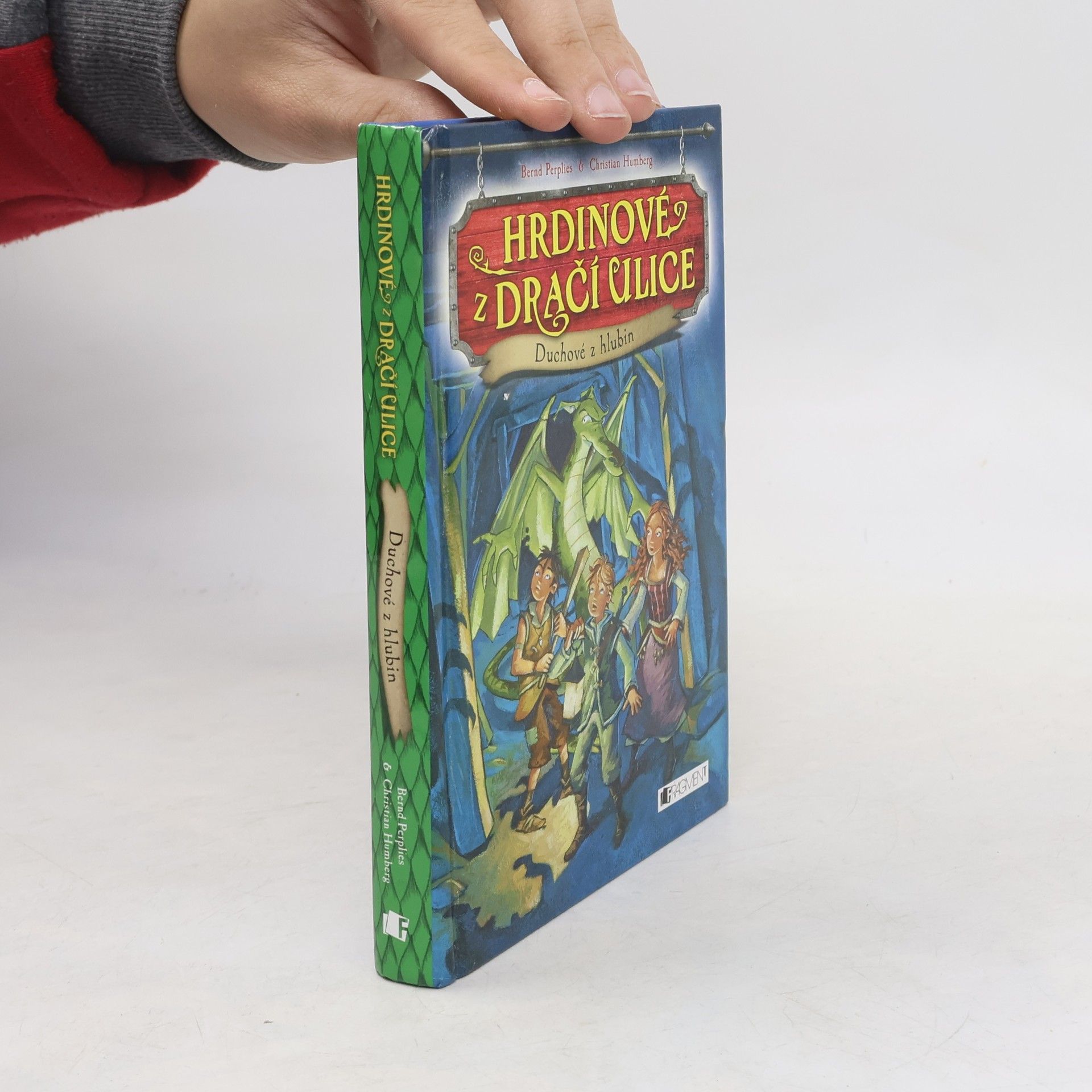 Bernd Perplies Duchové z hlubin