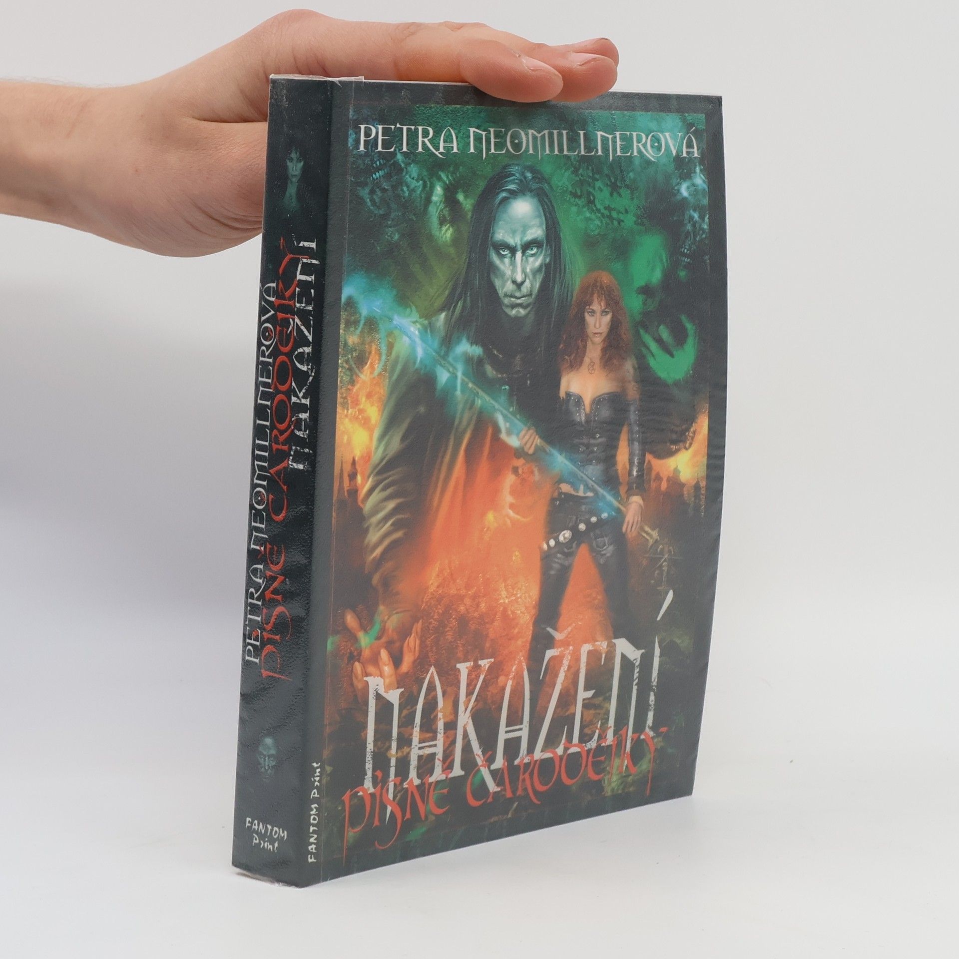 Písně čarodějky. Nakažení