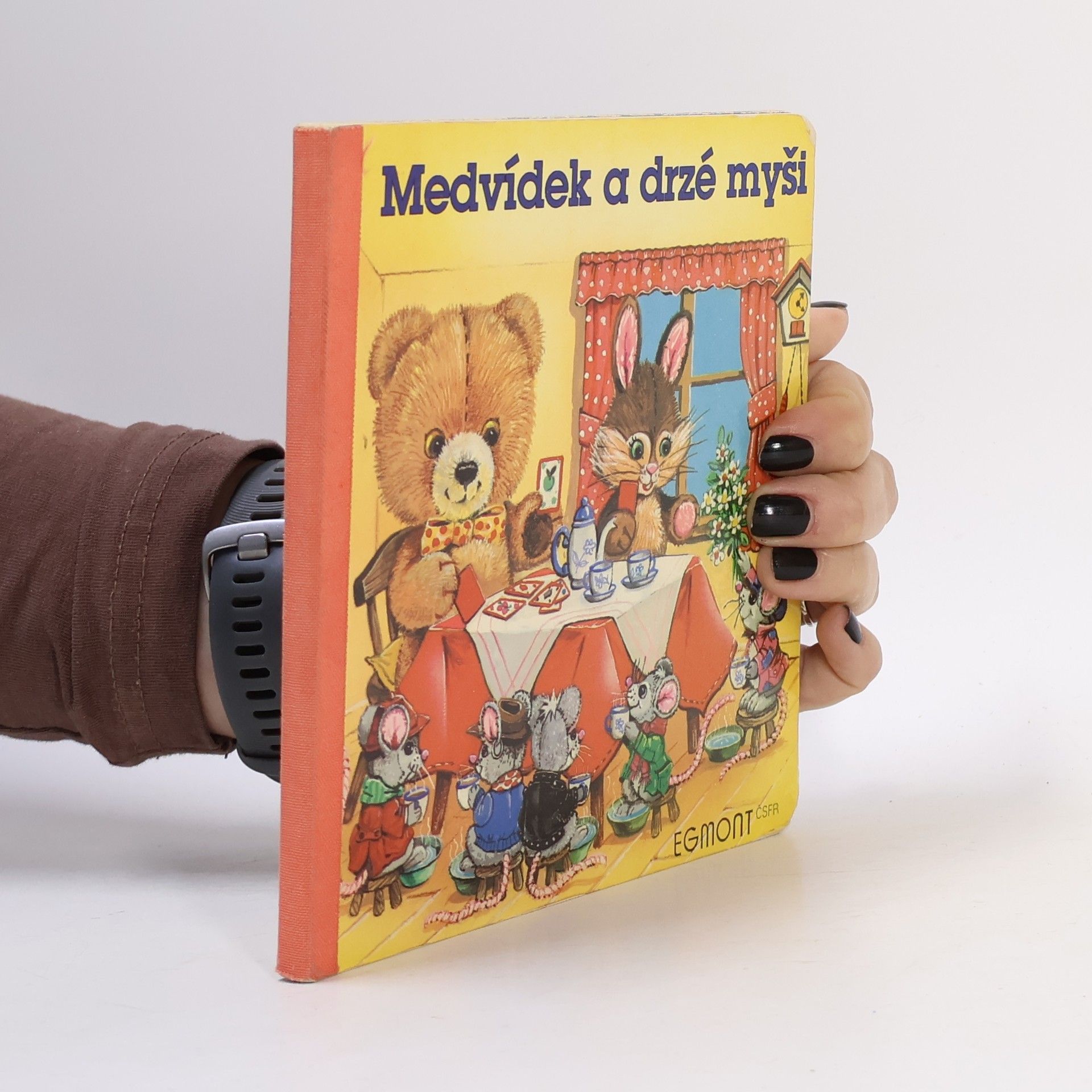 Medvídek a drzé myši