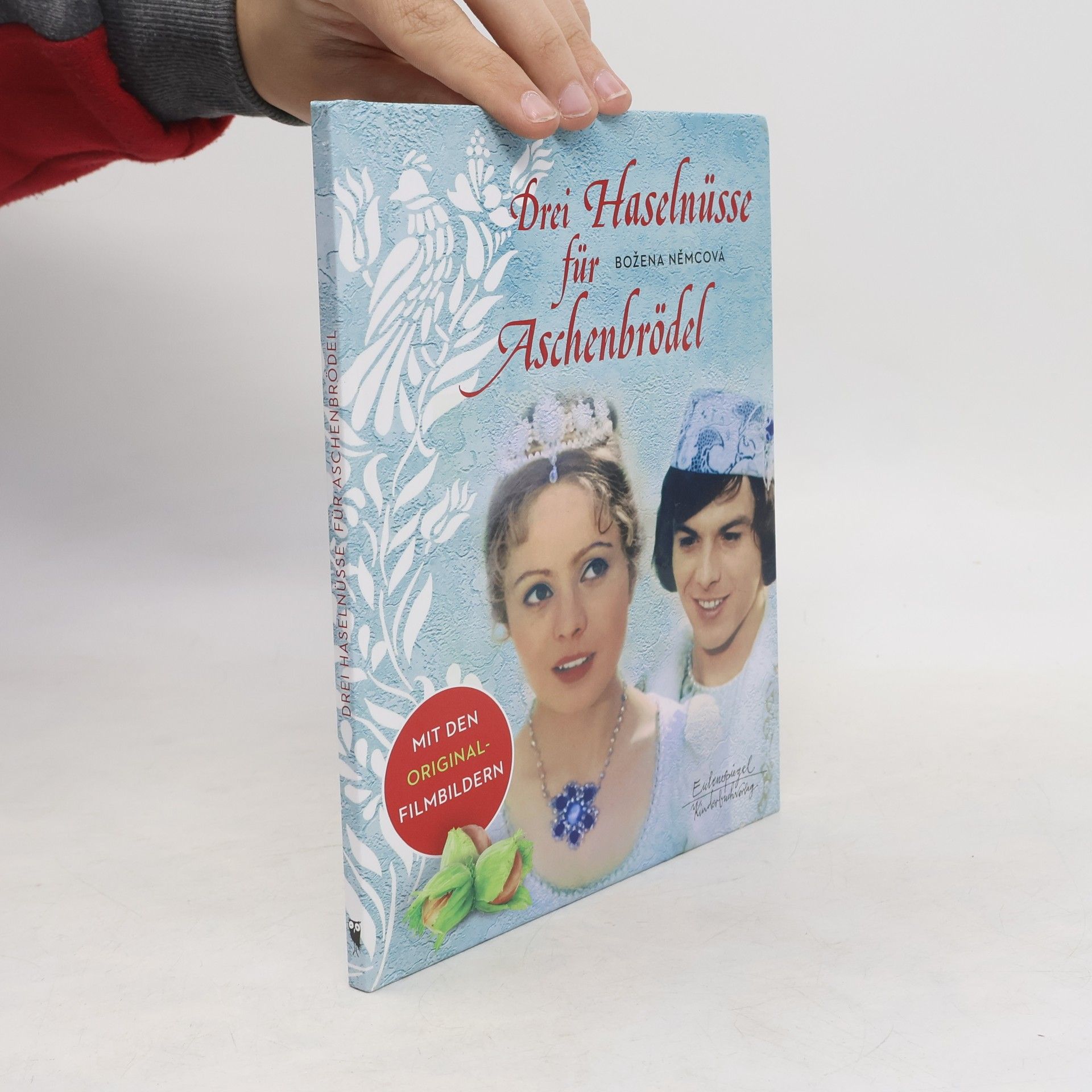 Božena Němcová Drei Haselnüsse für Aschenbrödel