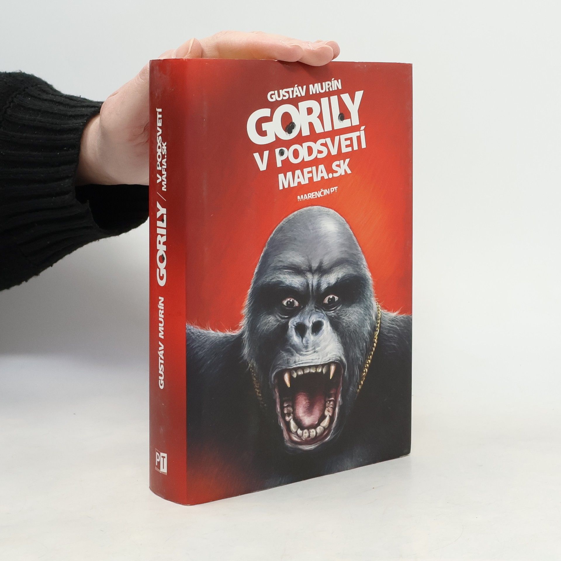 Gustáv Murín Gorily v podsvetí