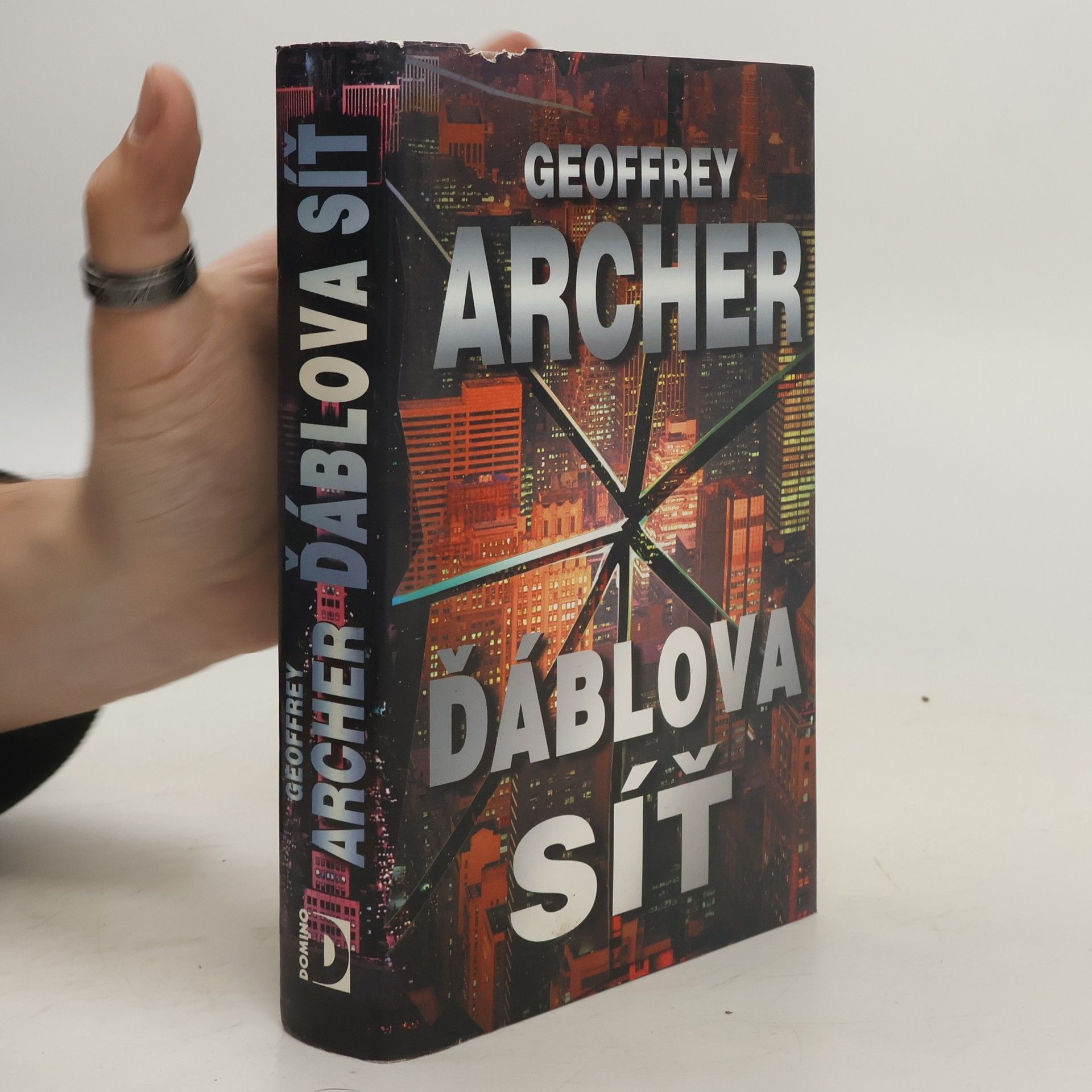 Geoffrey Archer Ďáblova síť