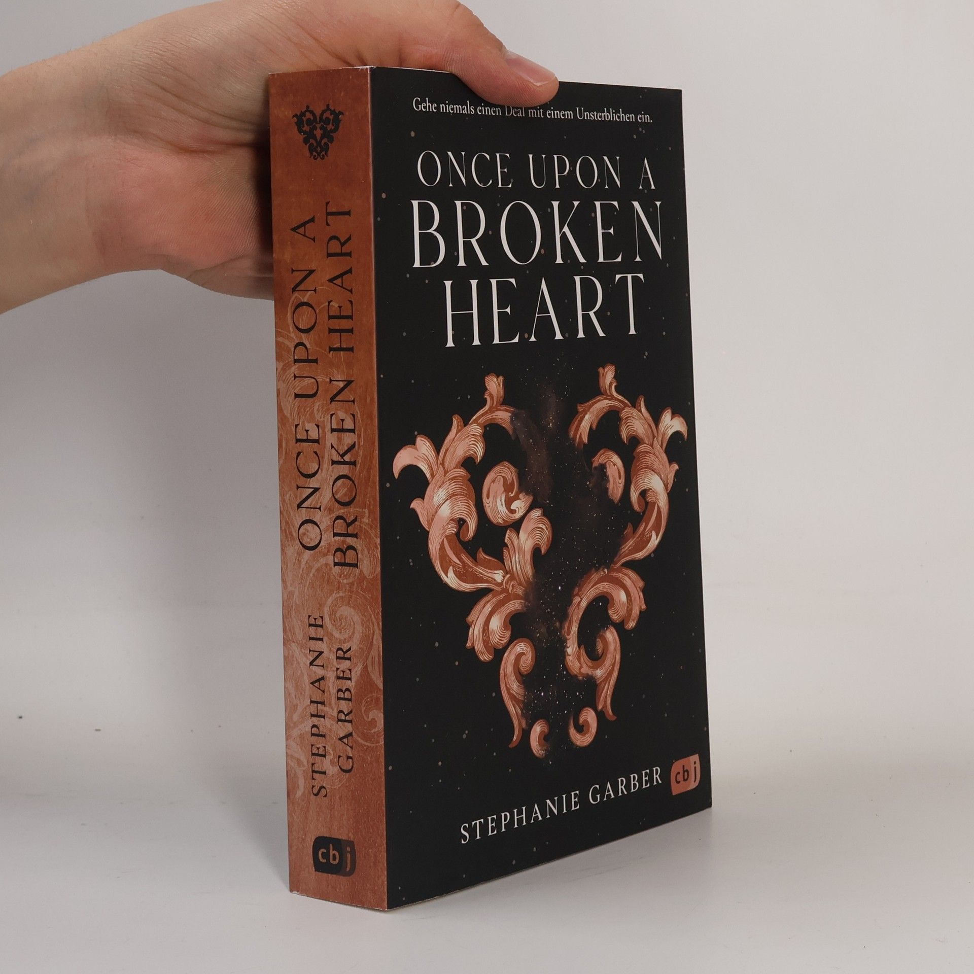 Stephanie Garber Once Upon a Broken Heart