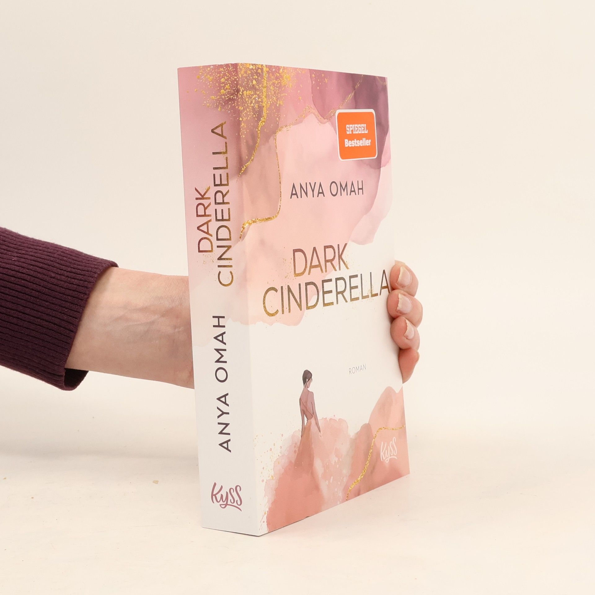 Anya Omah Dark Cinderella