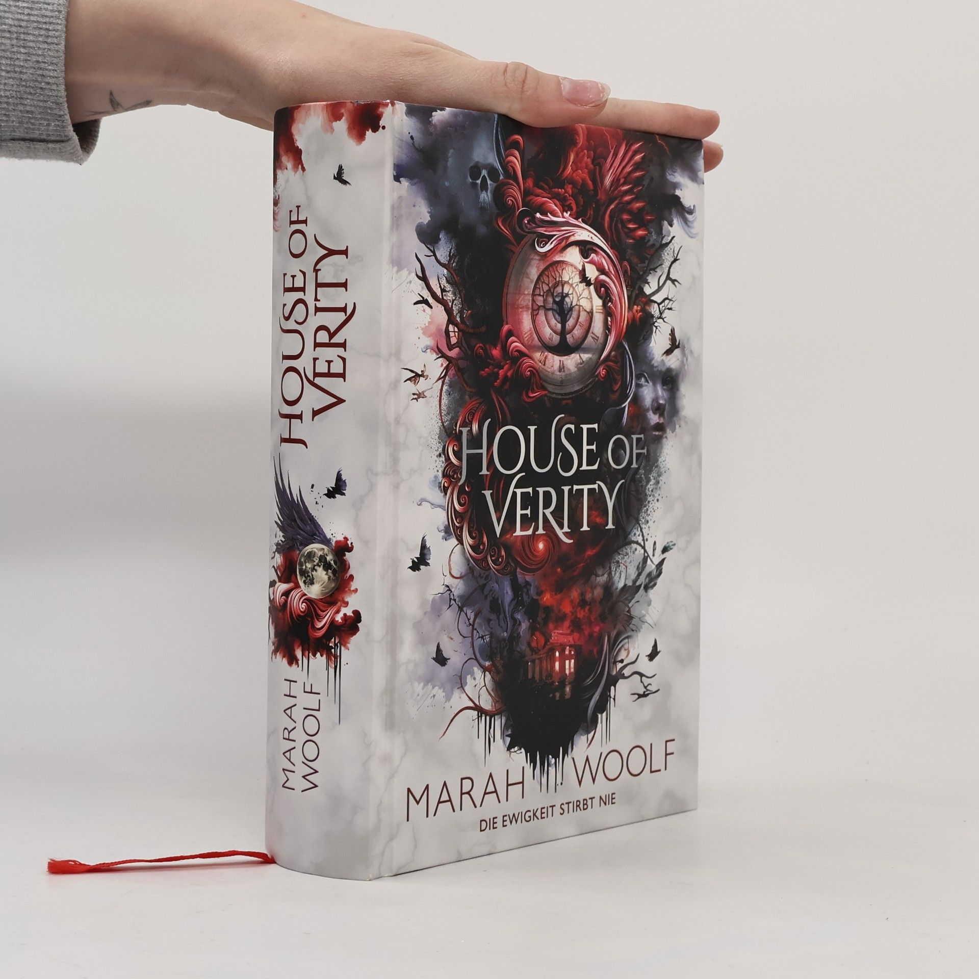 Marah Woolf House of Verity