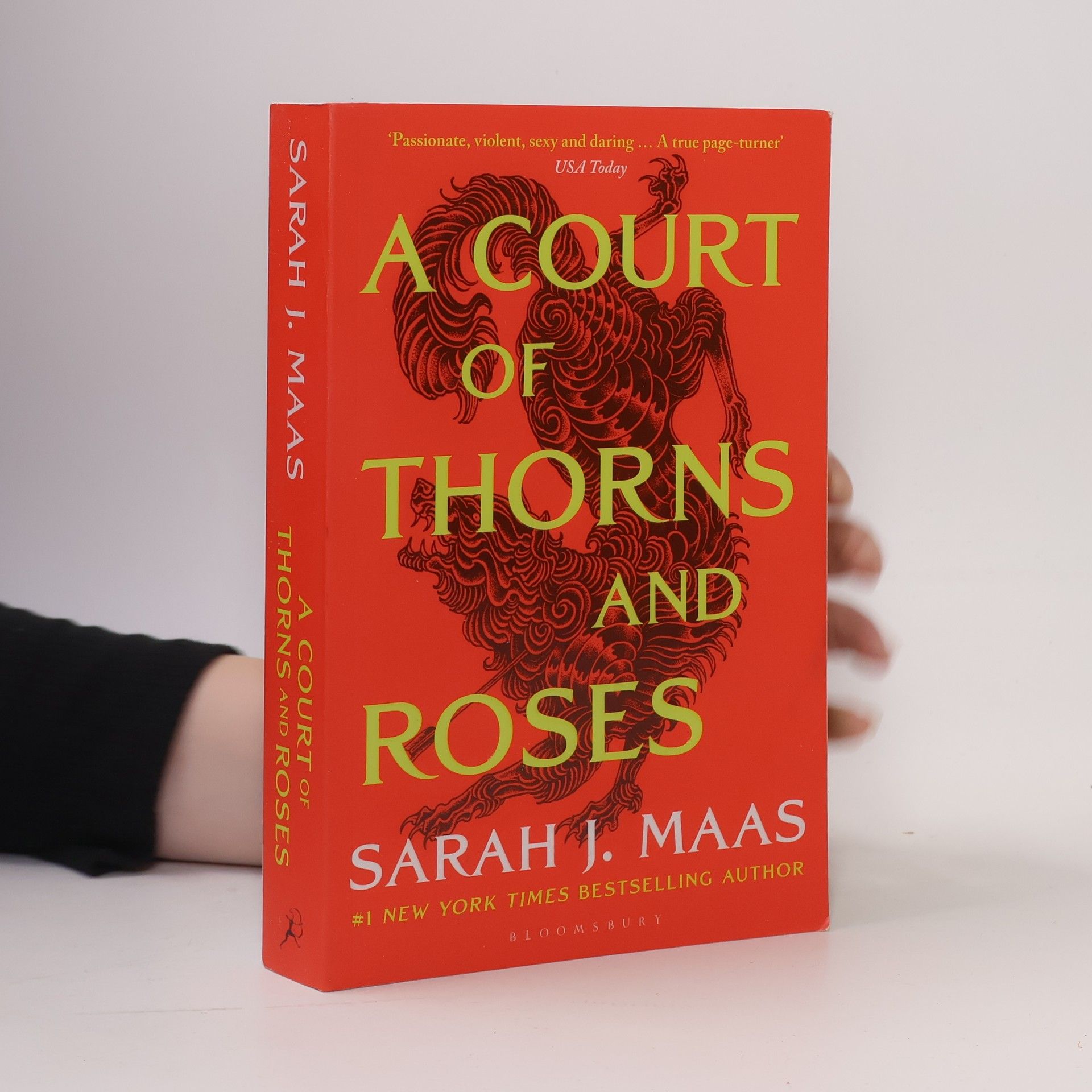 Sarah J. Maas A Court of Thorns and Roses