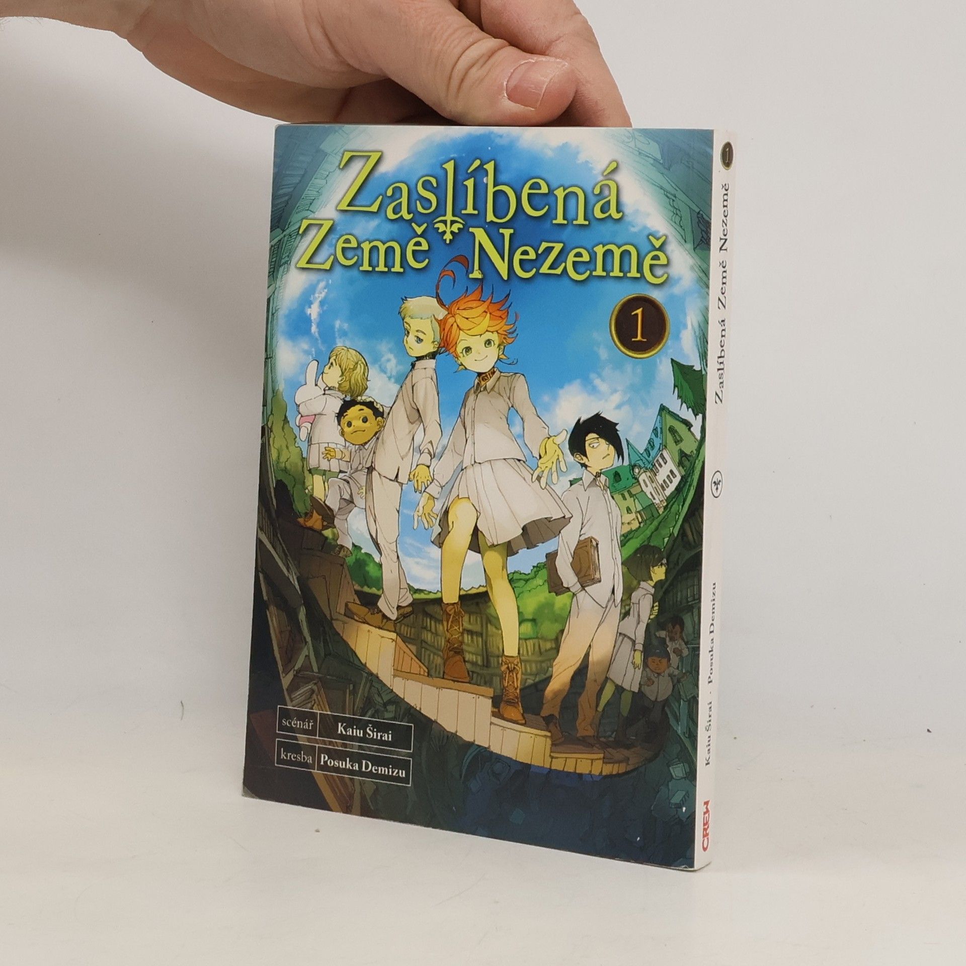 Kaiu Shirai Zaslíbená Země Nezemě 1