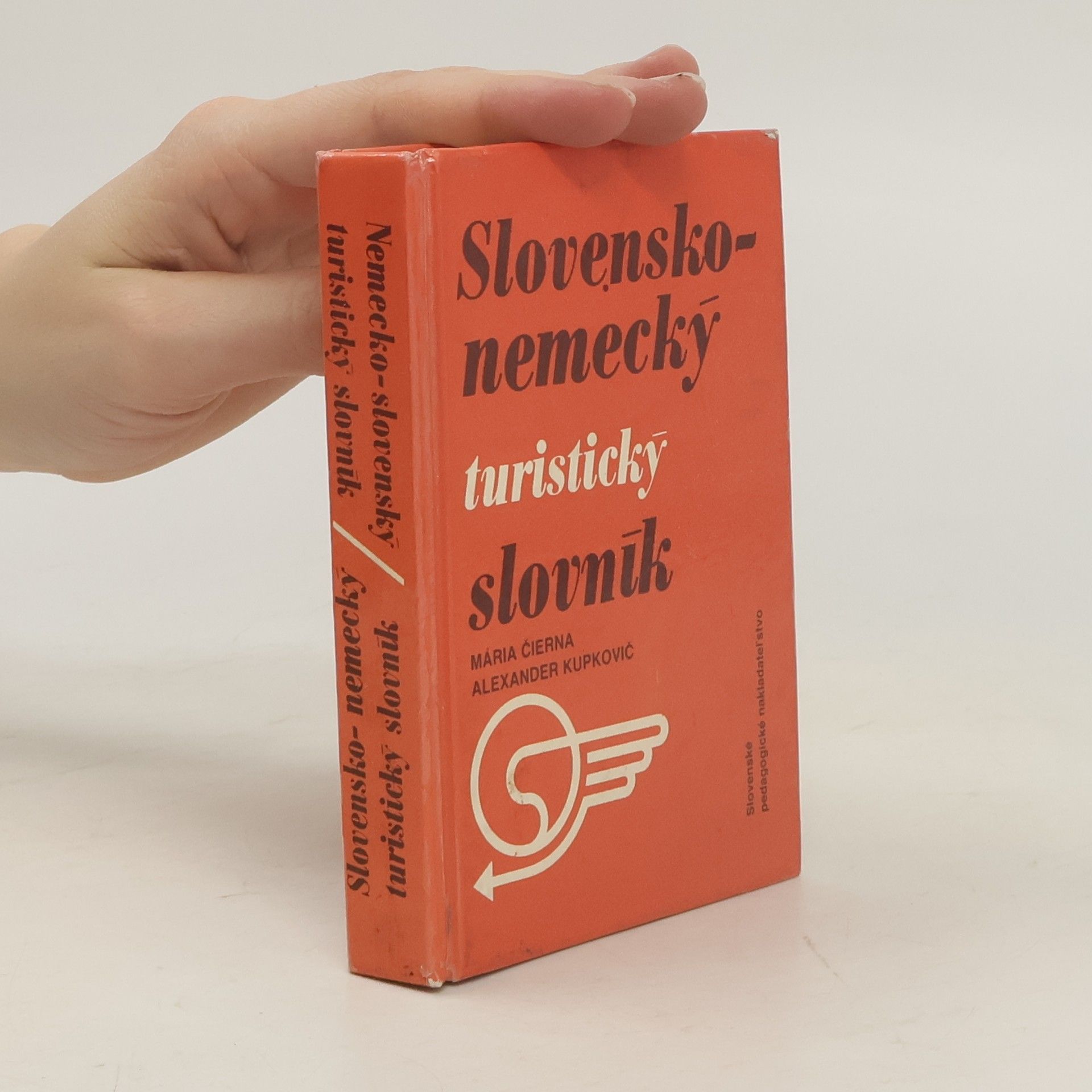 Mária Čierna Slovensko-nemecký nemecko-slovenský turistický slovník