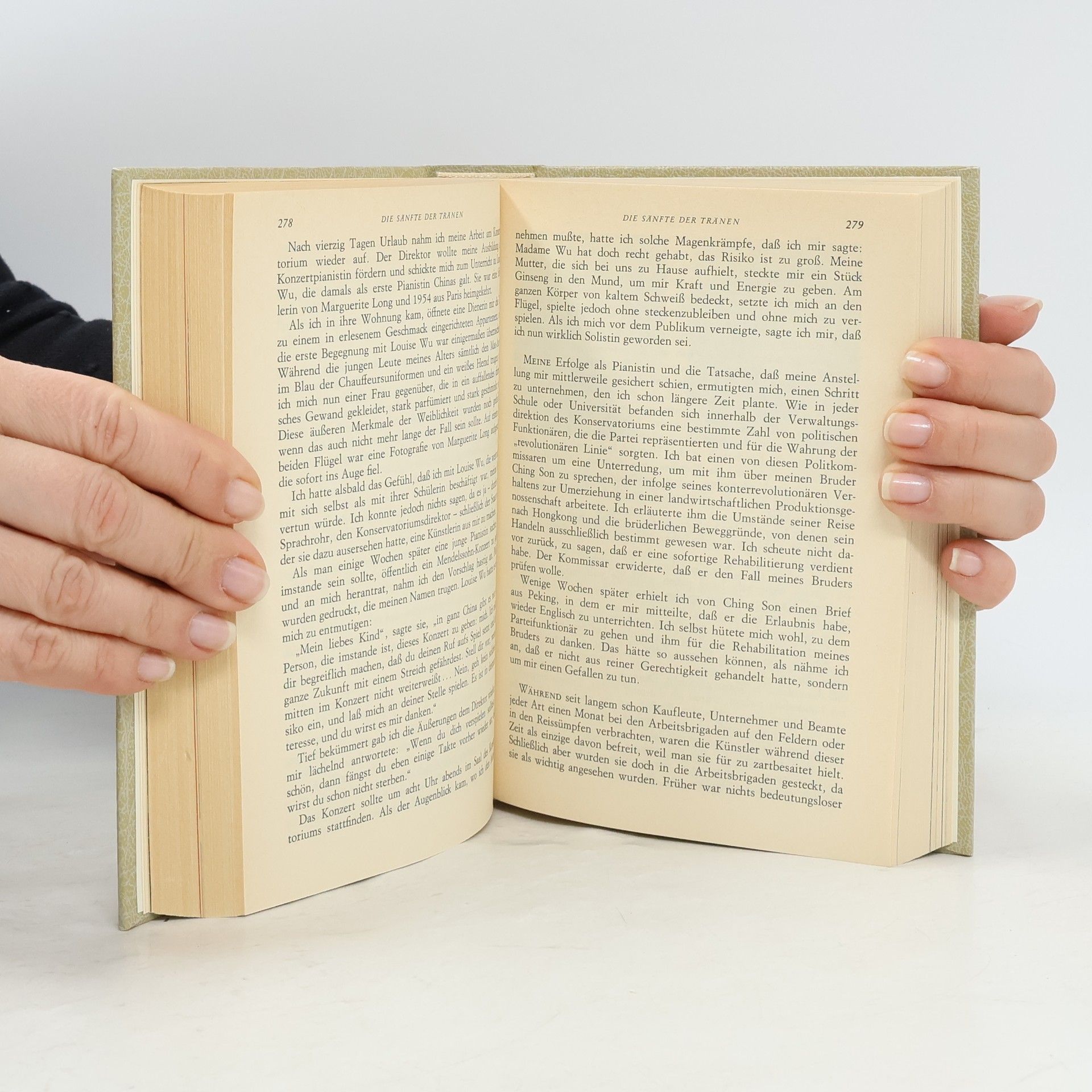 Kathrin Rüegg Reader's Digest Auswahlbücher. Feindfahrt. Die Sänfte der Tränen. Die ganze Palette des Todes. Dies ist mein Tal, dies ist mein Dorf