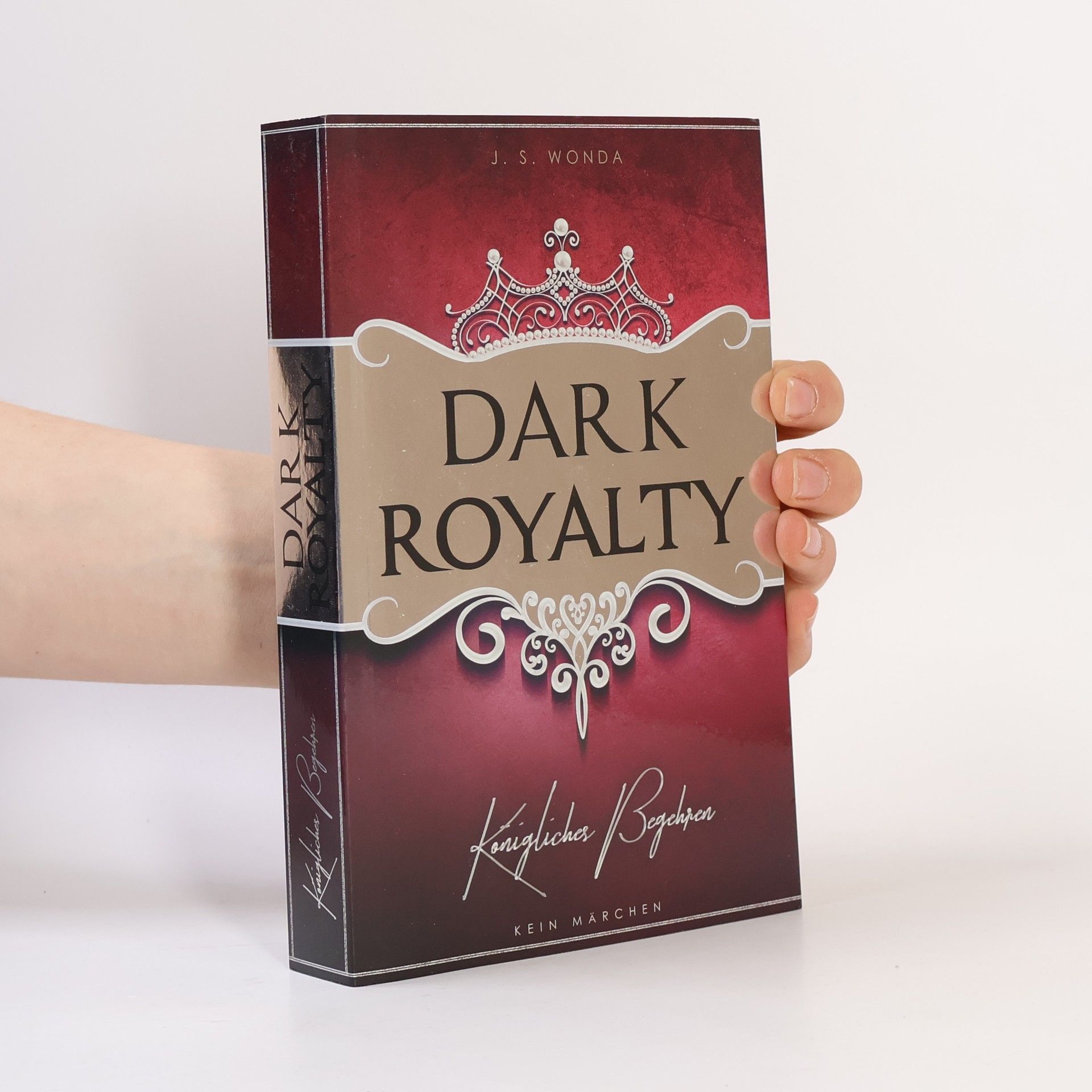 Dark royalty
