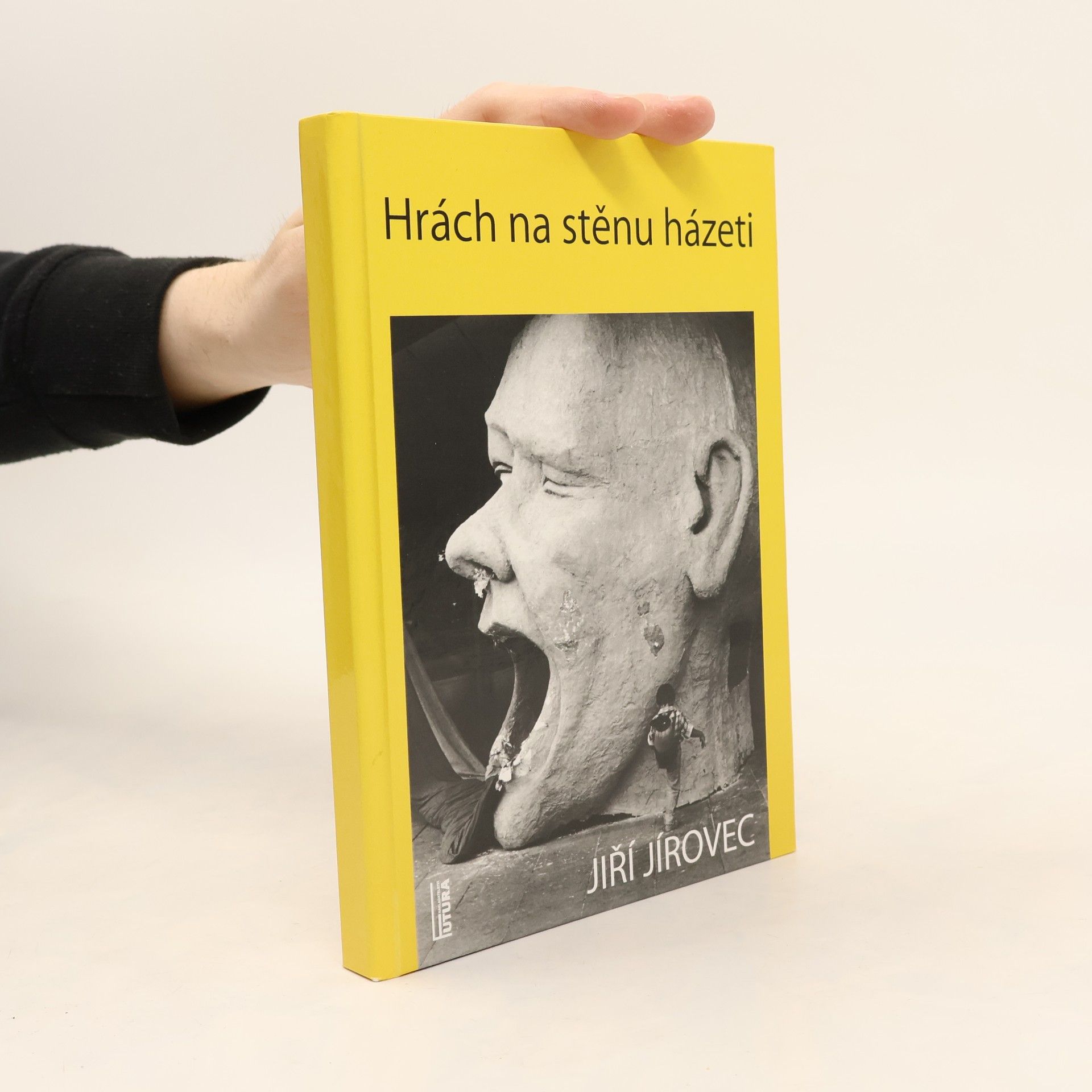 Jiří Jírovec Hrách na stěnu házeti