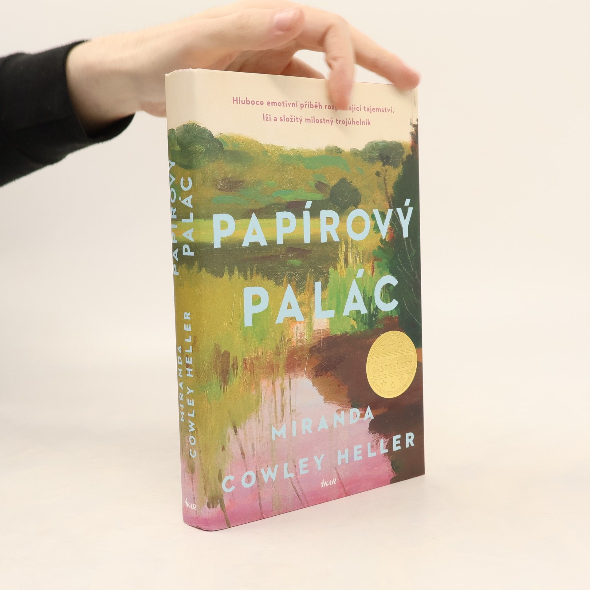 Miranda Cowley Heller Papírový palác