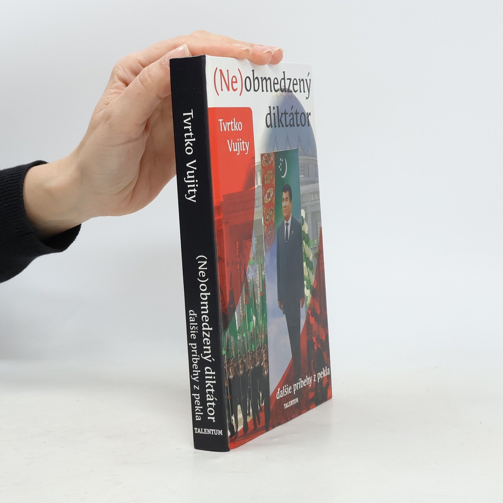 (Ne)obmedzený diktátor