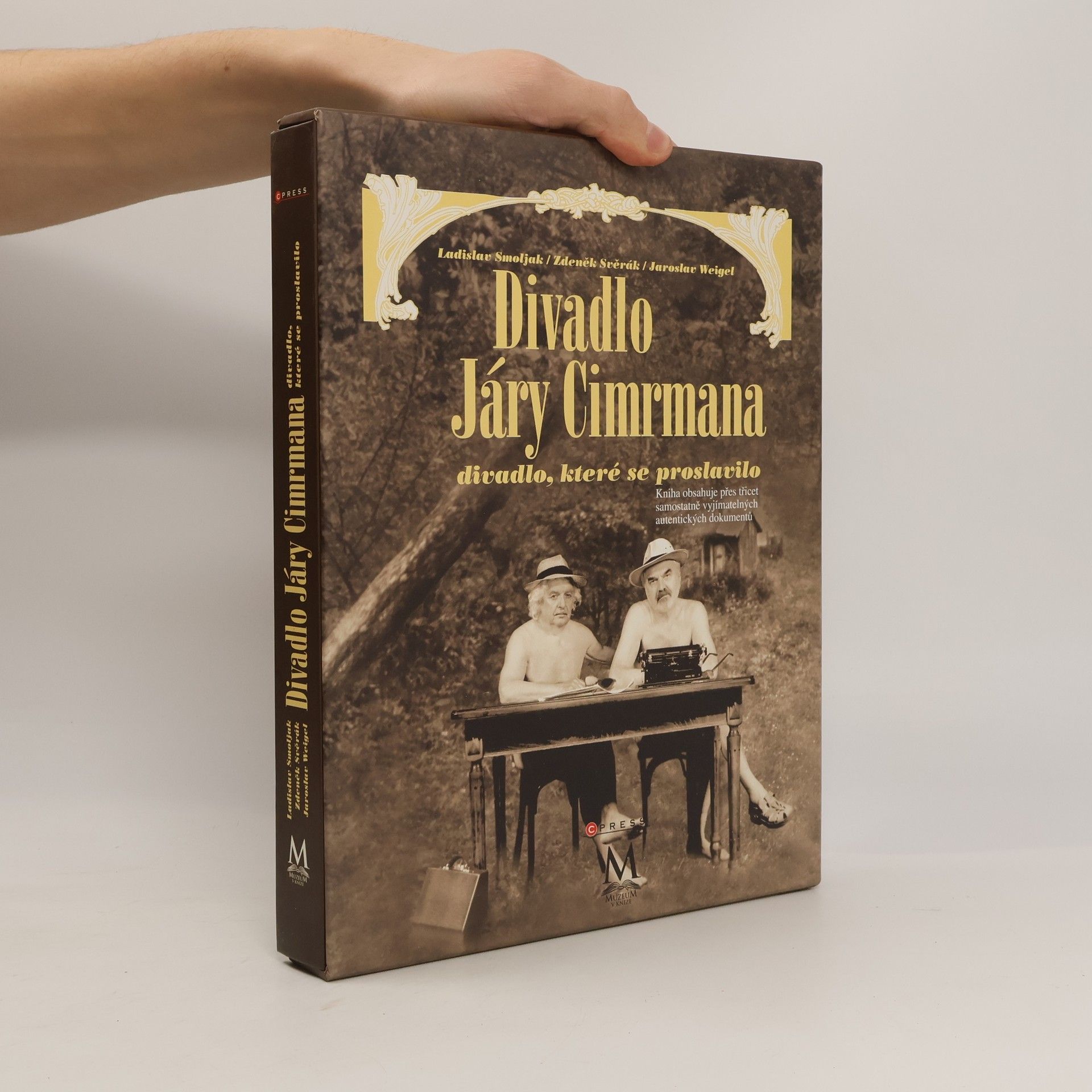 Divadlo Járy Cimrmana. Divadlo, které se proslavilo