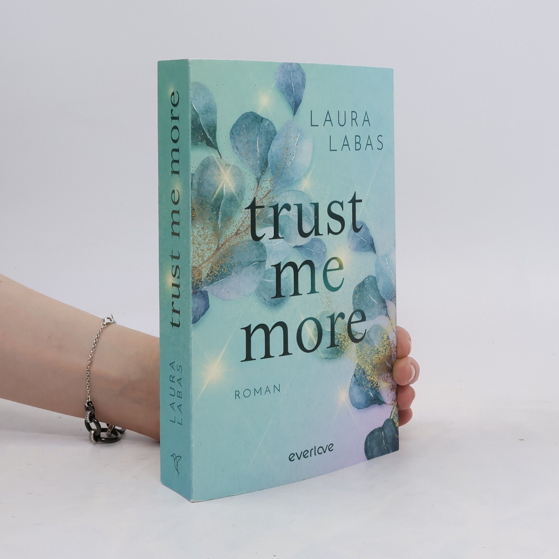 Laura Labas Trust Me More