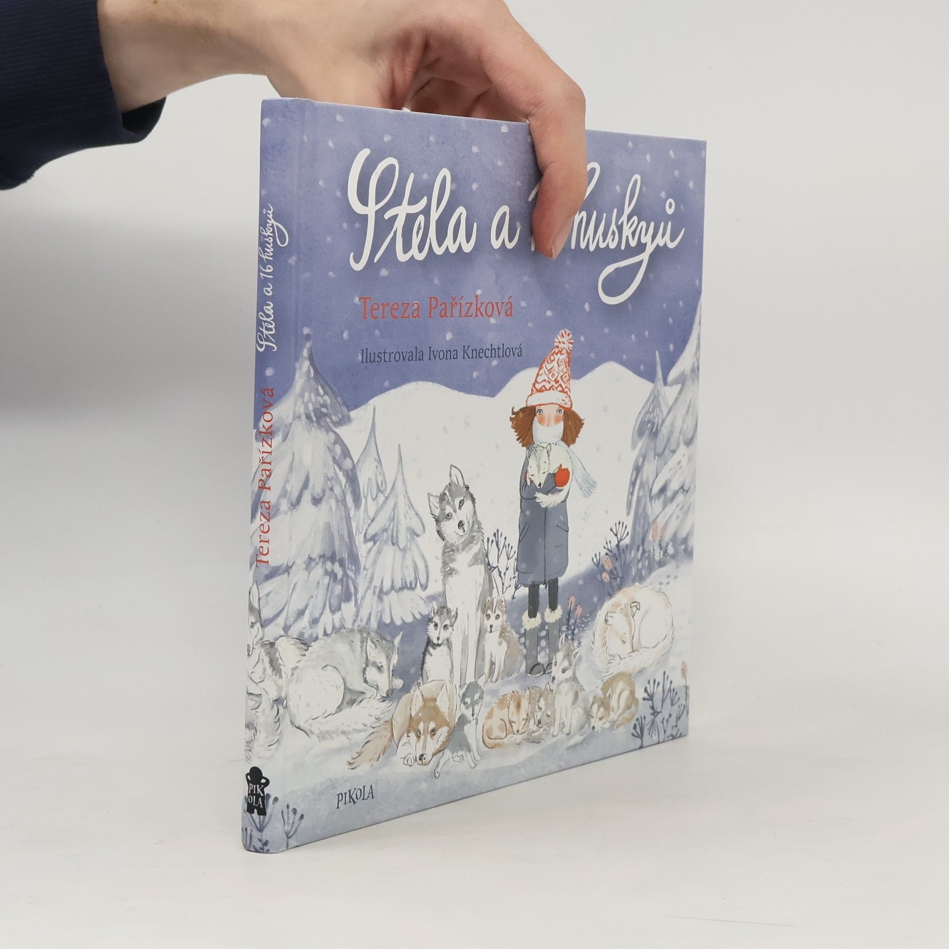 Tereza Pařízková Stela a 16 huskyů