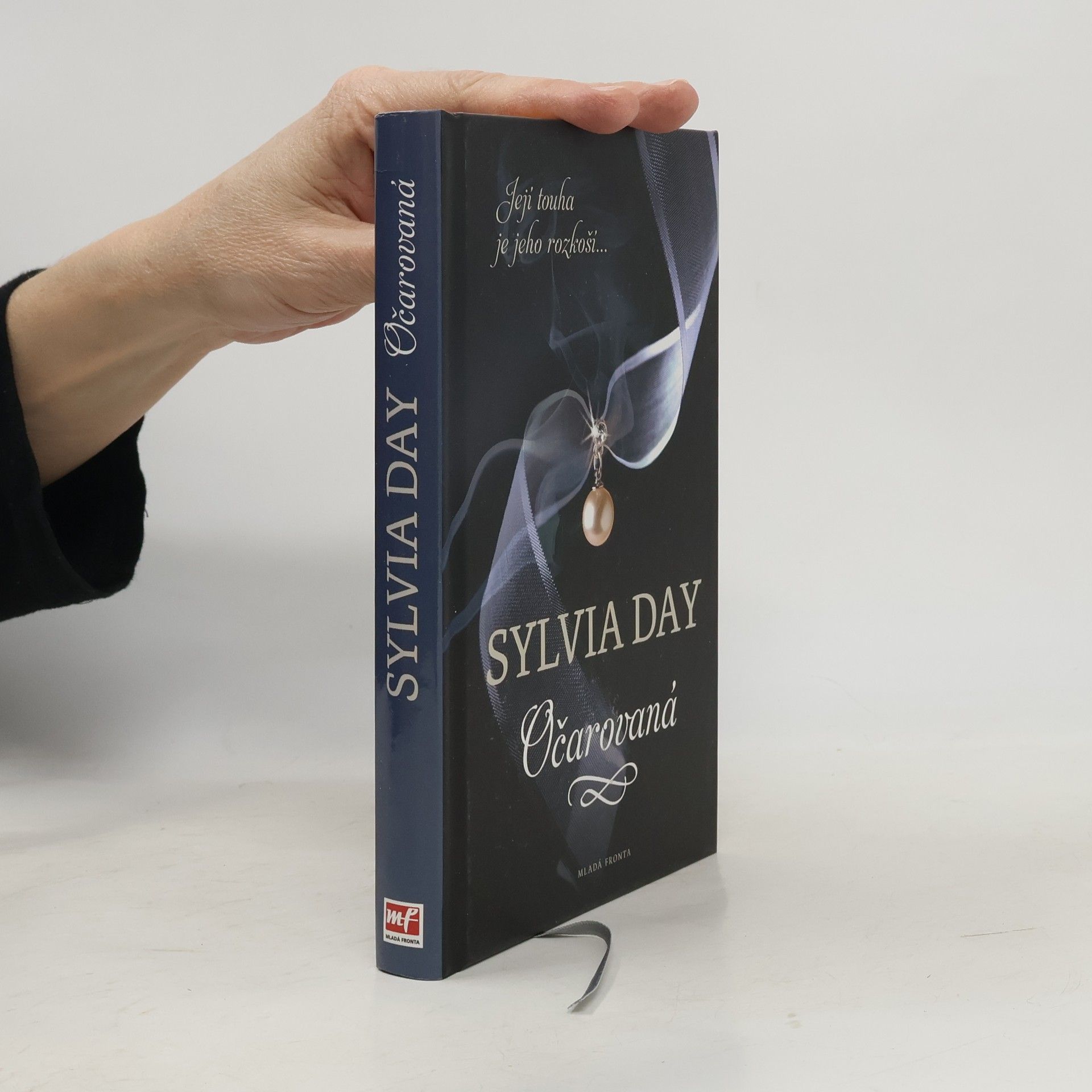 Sylvia Day Očarovaná