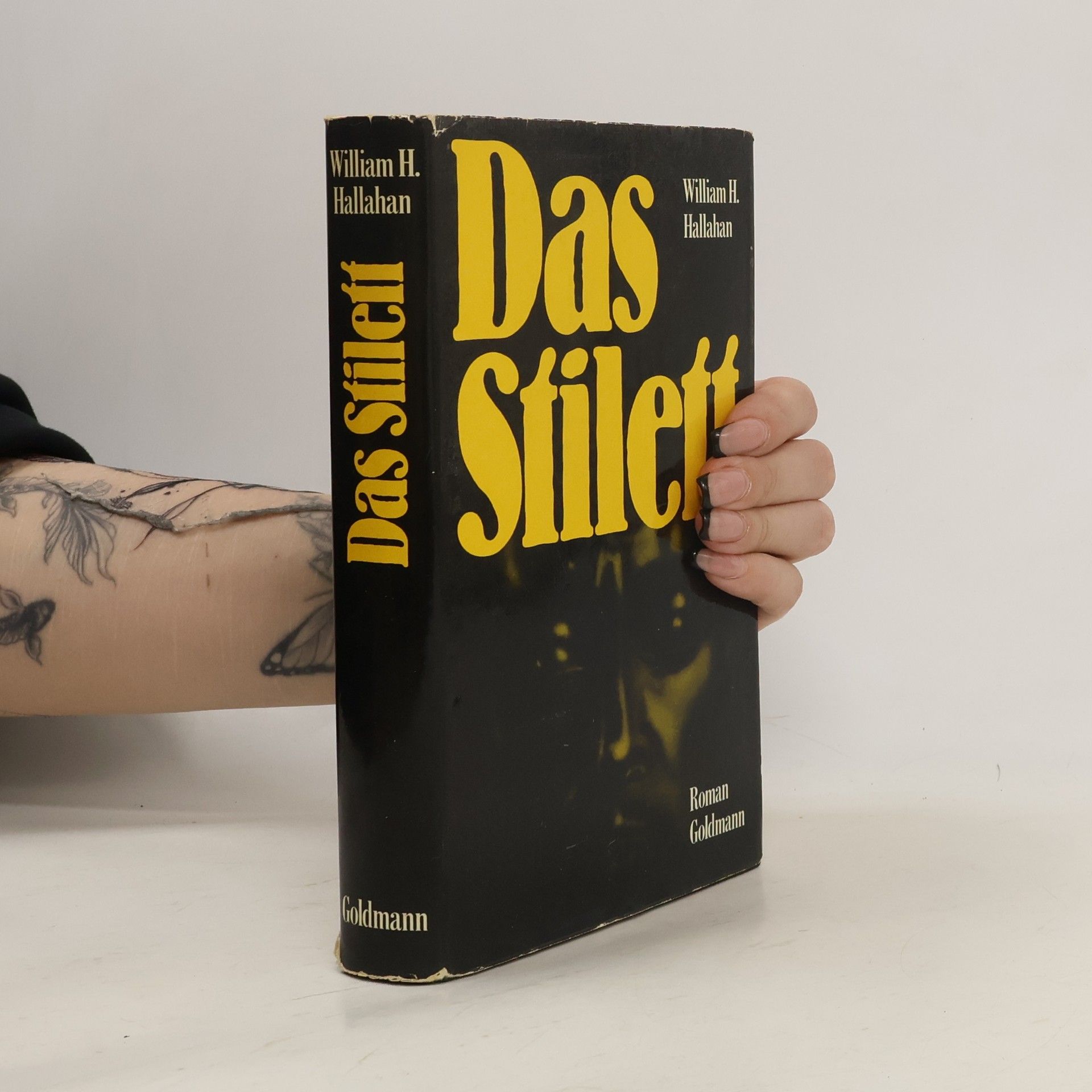 William H. Hallahan Das Stilett