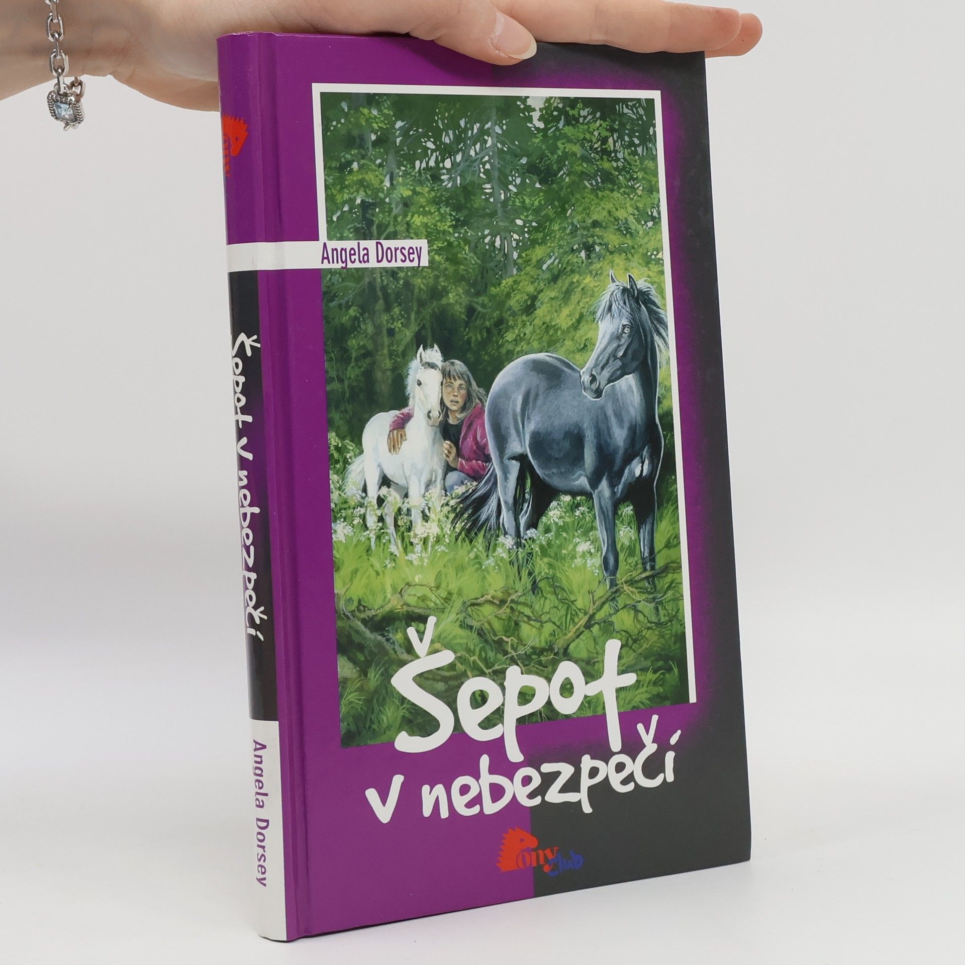 Angela Dorsey Šepot v nebezpečí