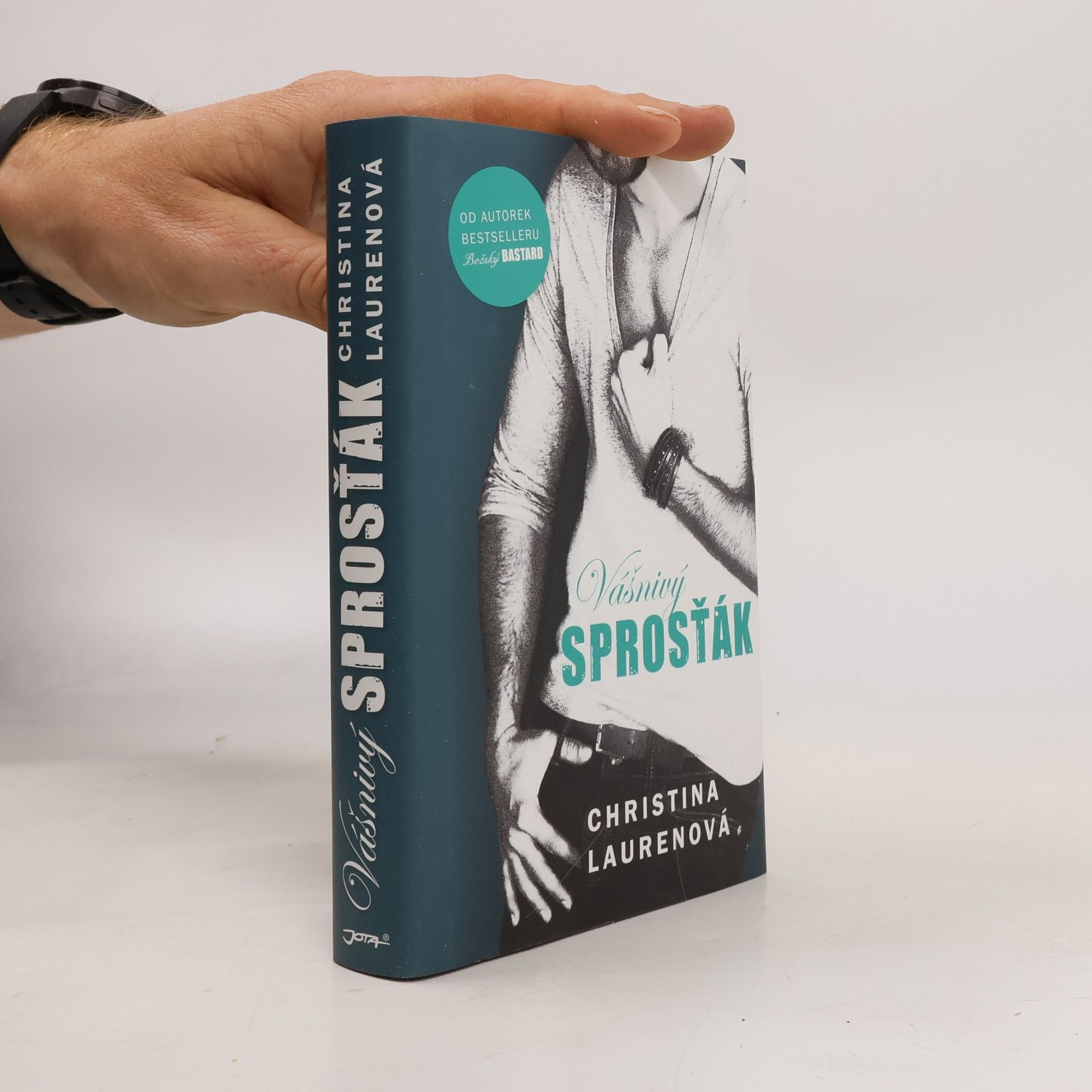 Christina Lauren Vášnivý sprosťák