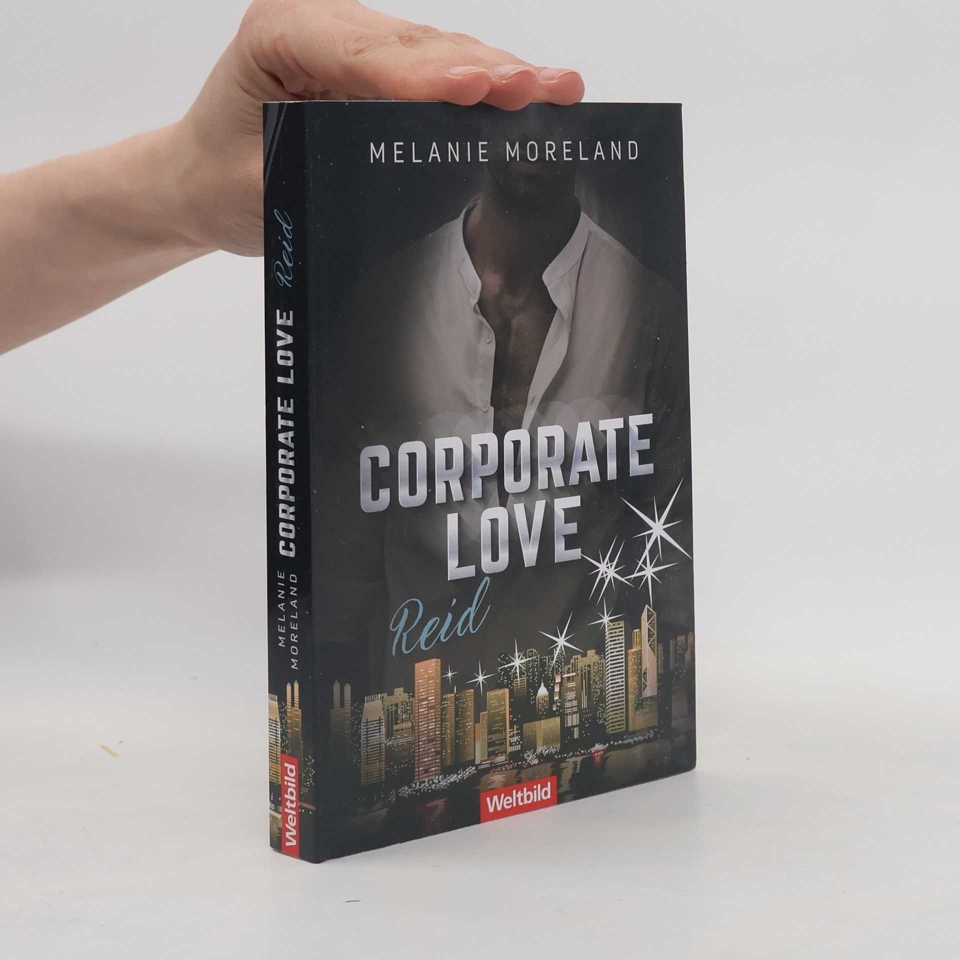 Melanie Moreland Corporate Love. Reid