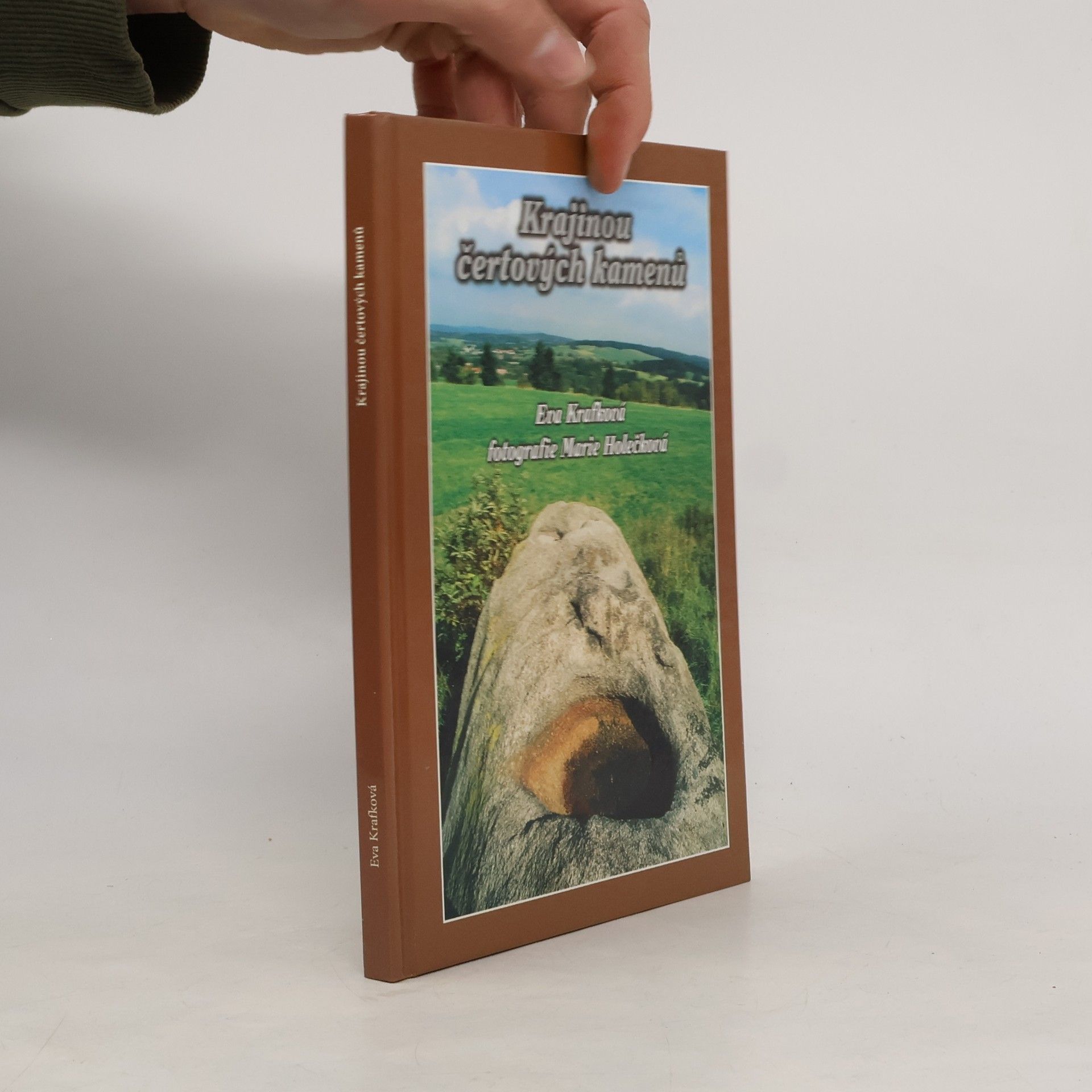 Marie Holečková Krajinou čertových kamenů